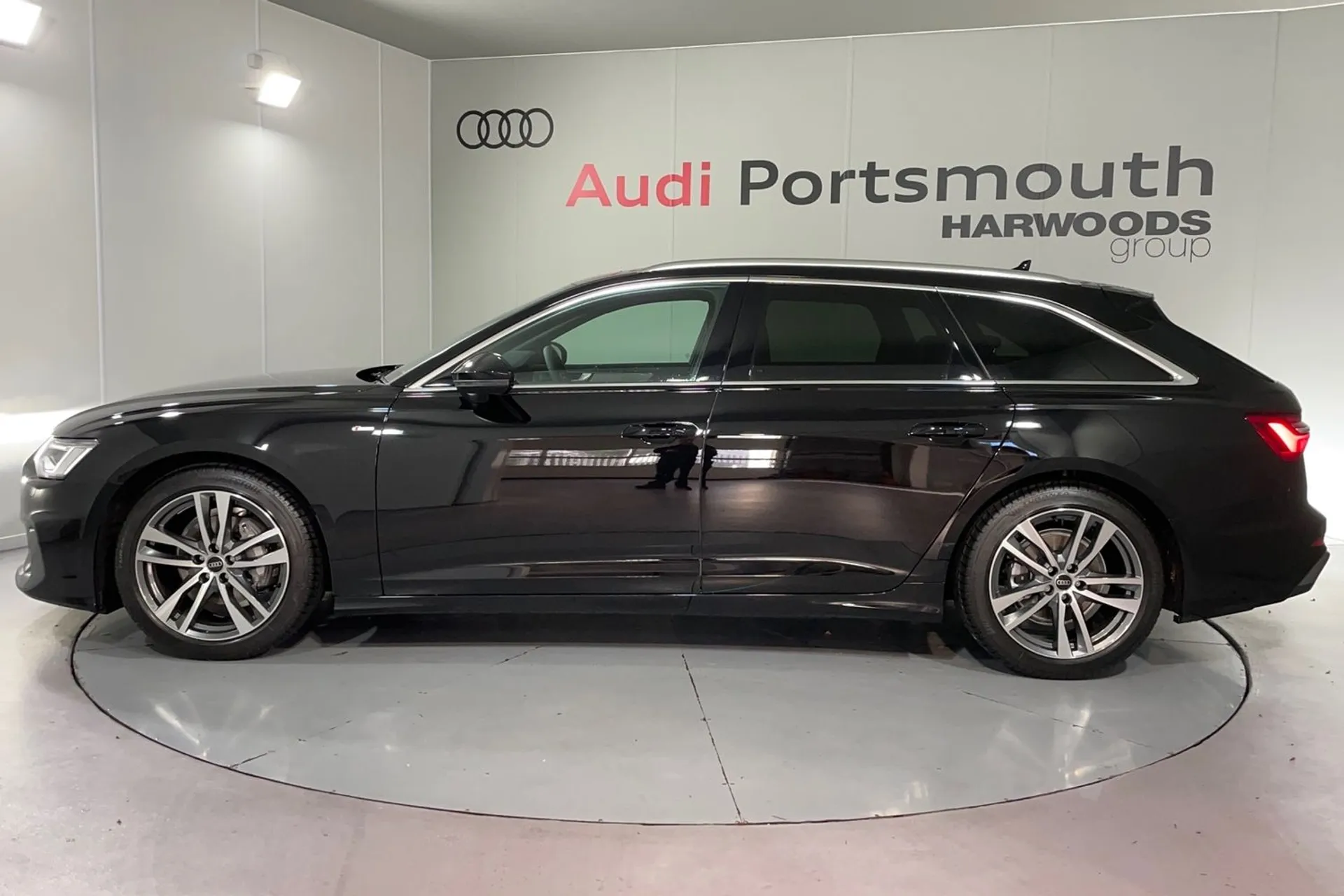 Audi A6 thumbnail image number 11