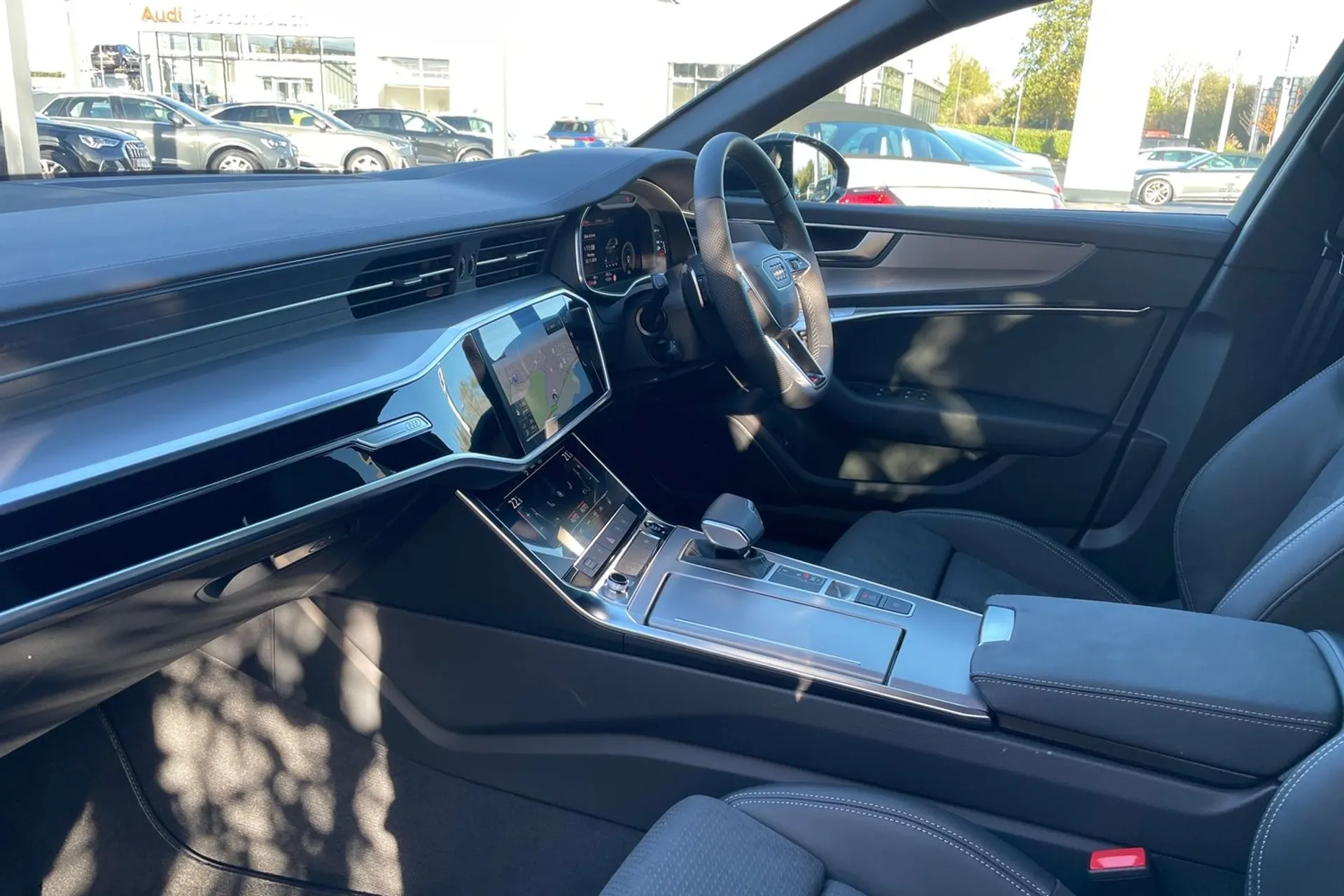 Audi A6 thumbnail image number 30