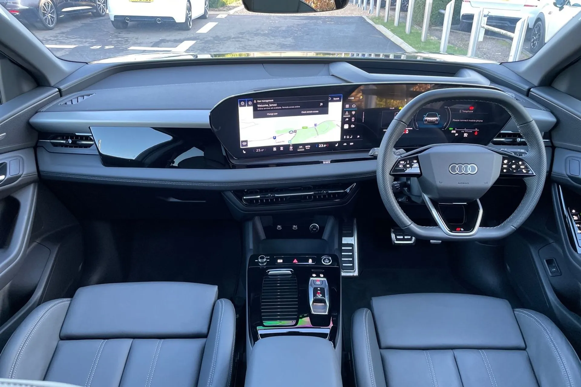 Audi Q6 thumbnail image number 3