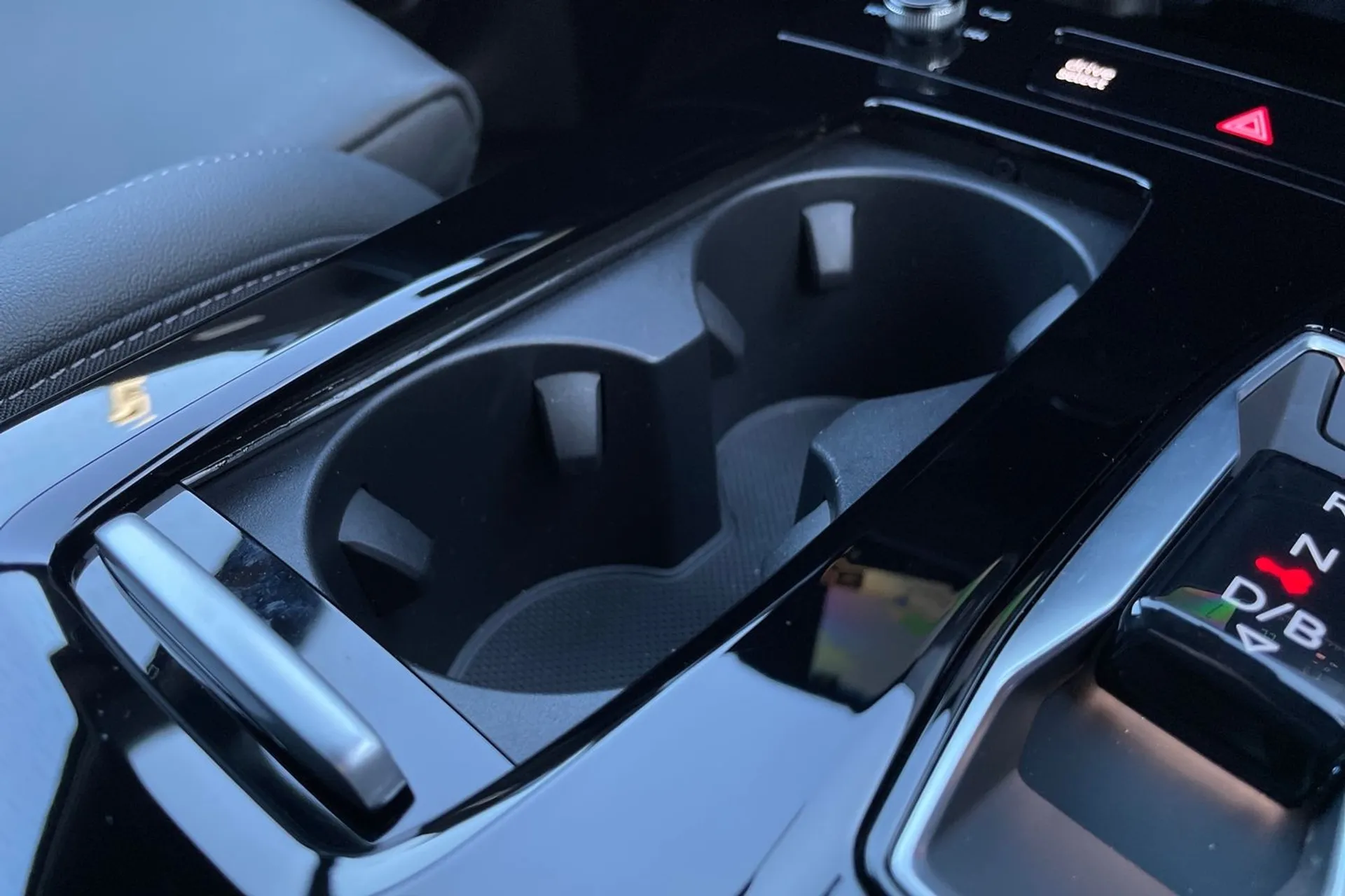 Audi Q6 thumbnail image number 42