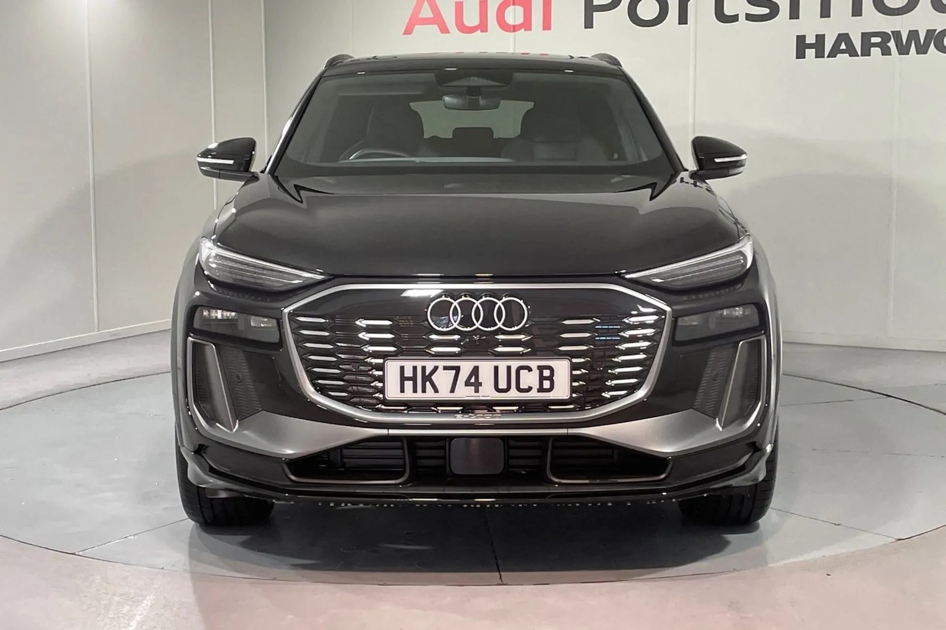 Audi Q6 thumbnail image number 5