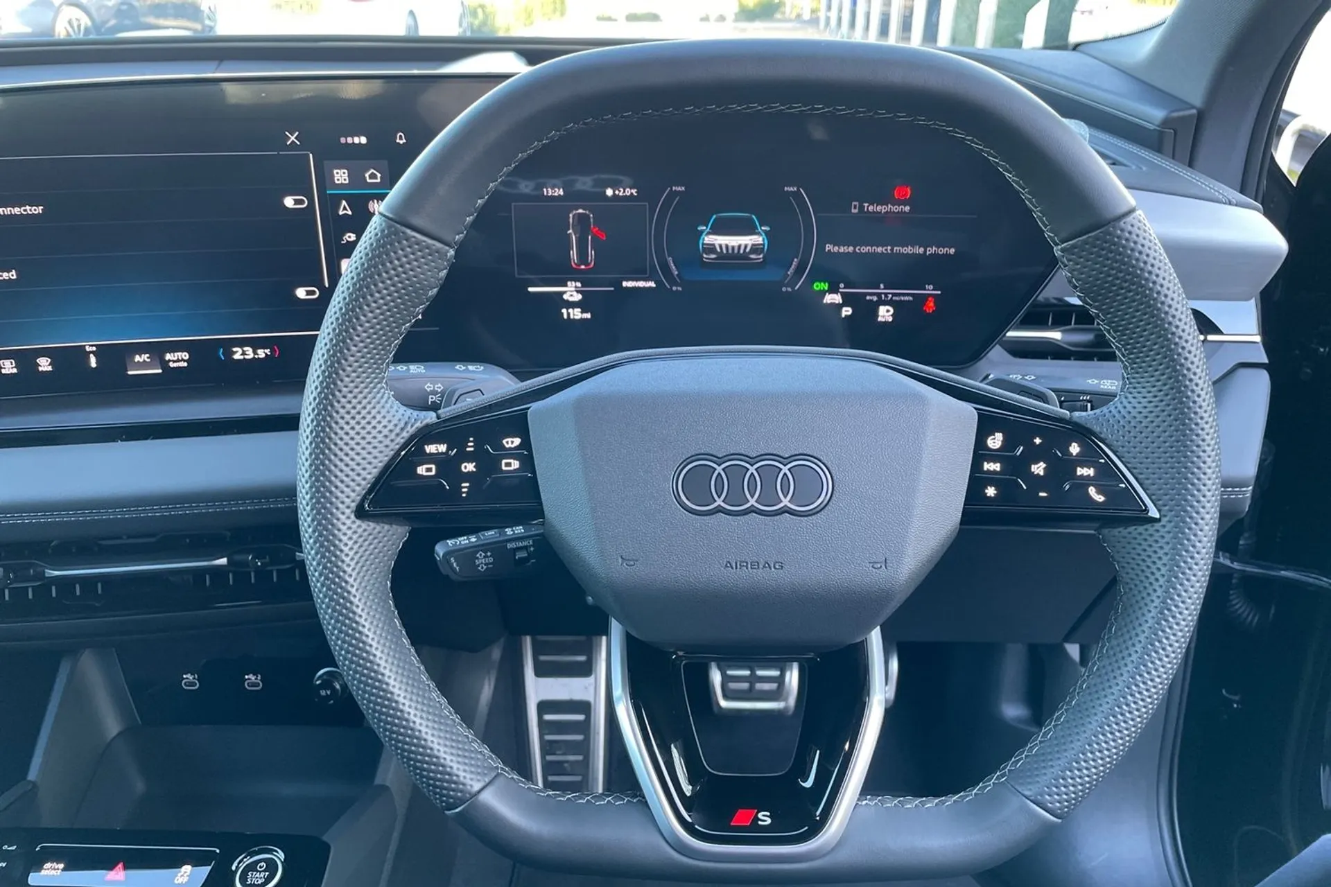 Audi Q6 thumbnail image number 32