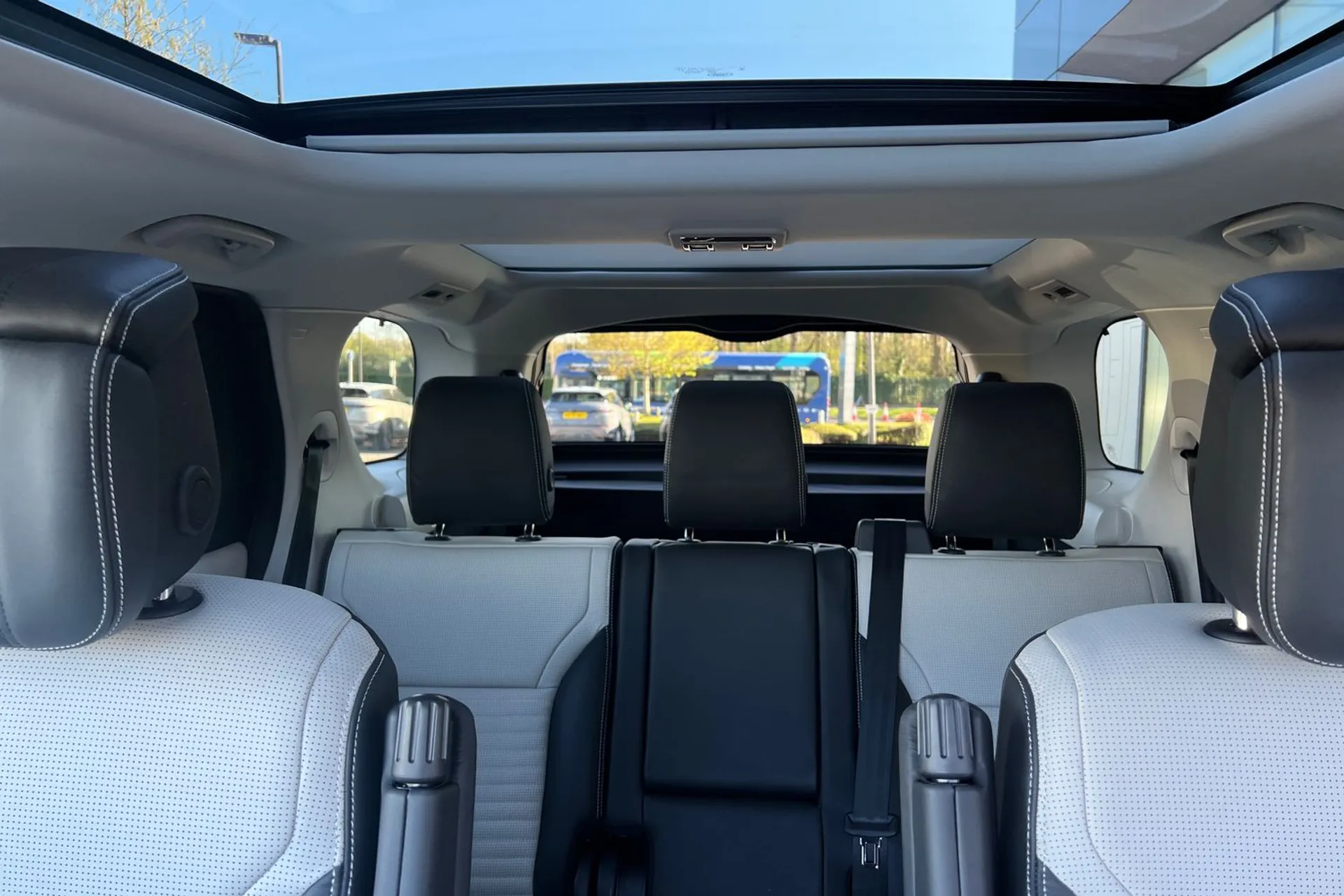 LAND ROVER DISCOVERY thumbnail image number 42