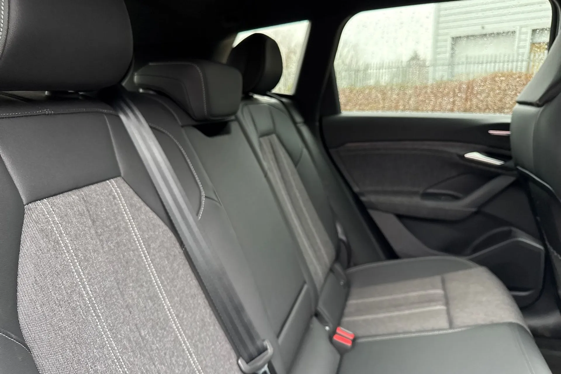 Audi Q6 thumbnail image number 41