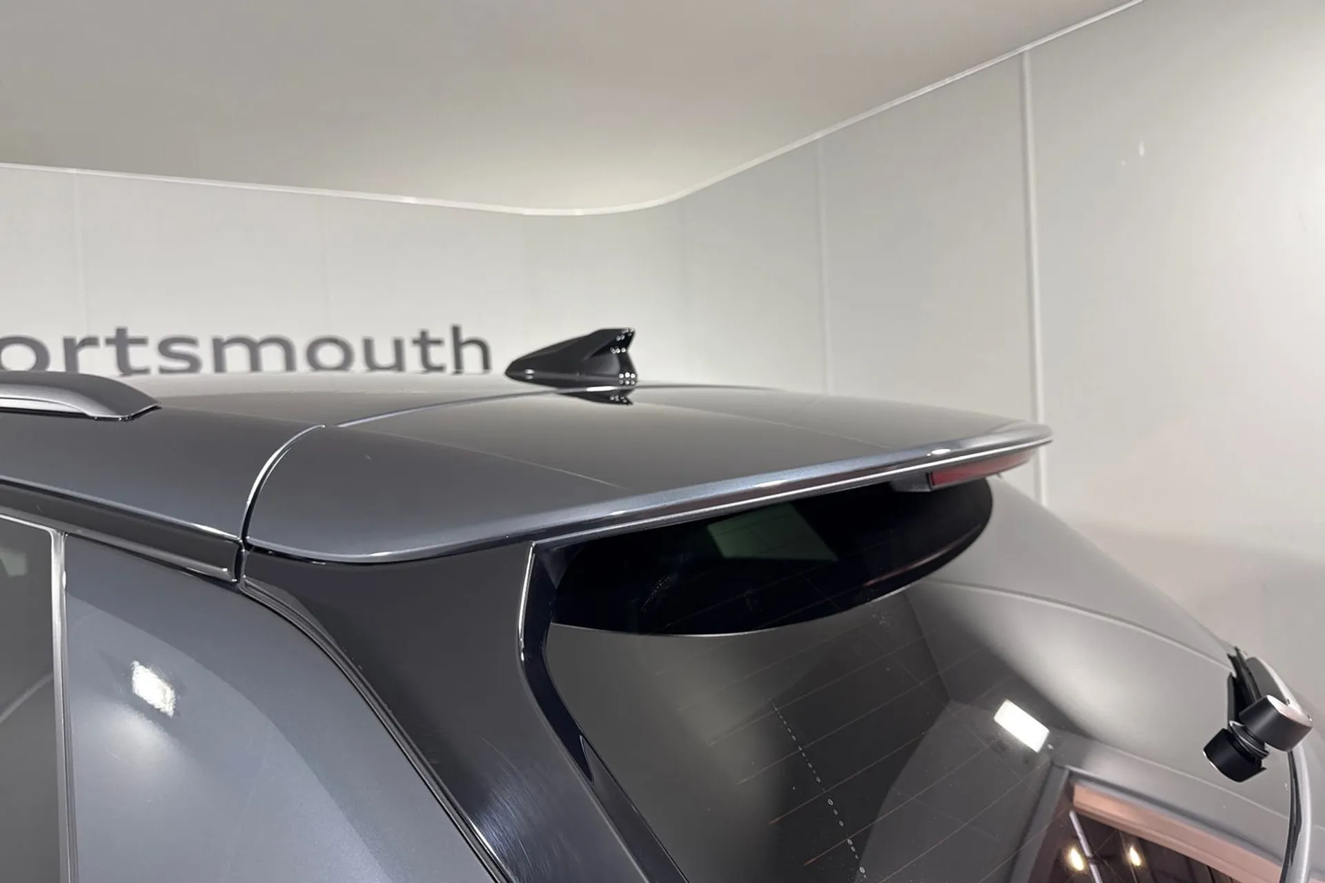 Audi Q6 thumbnail image number 28