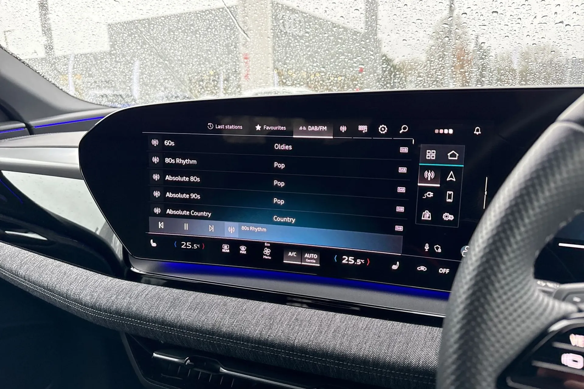 Audi Q6 thumbnail image number 32