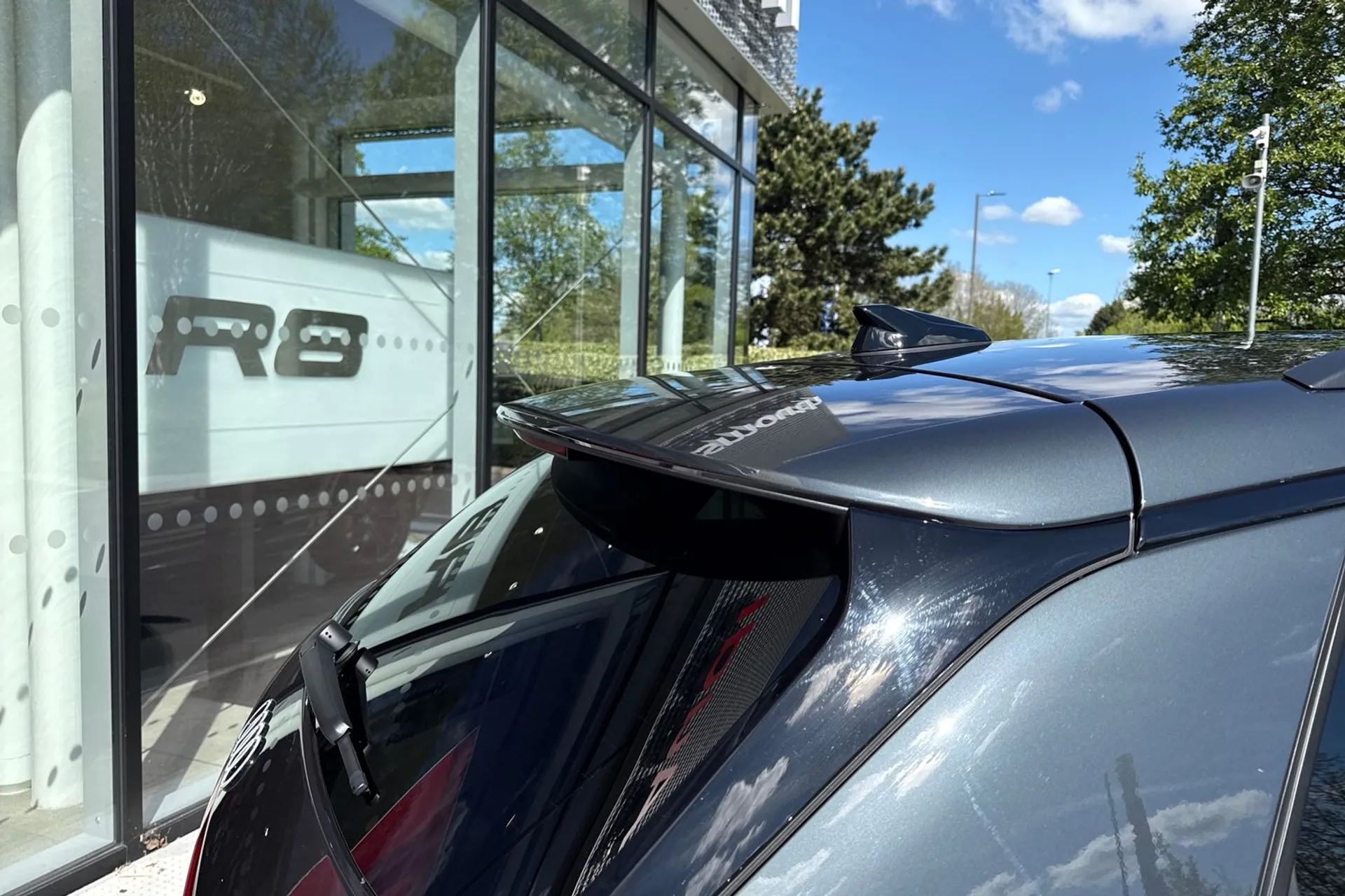 Audi Q6 thumbnail image number 27