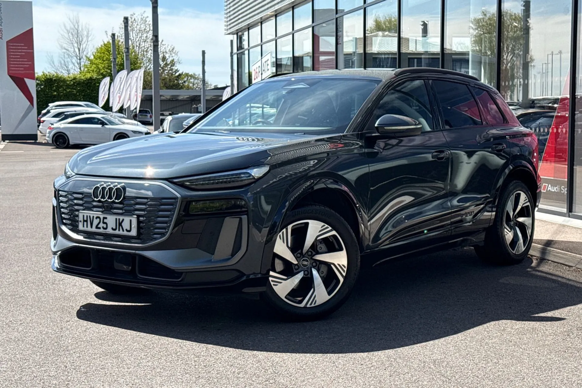 Audi Q6 thumbnail image number 7