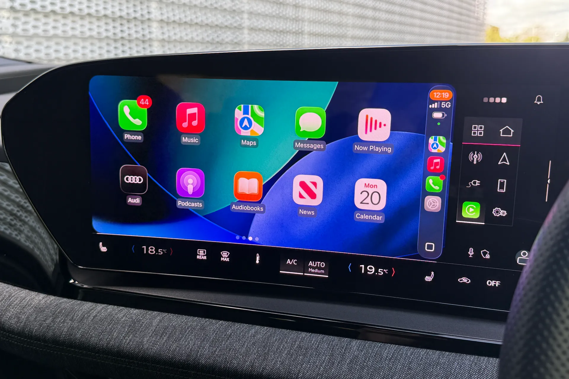 Audi Q6 thumbnail image number 6