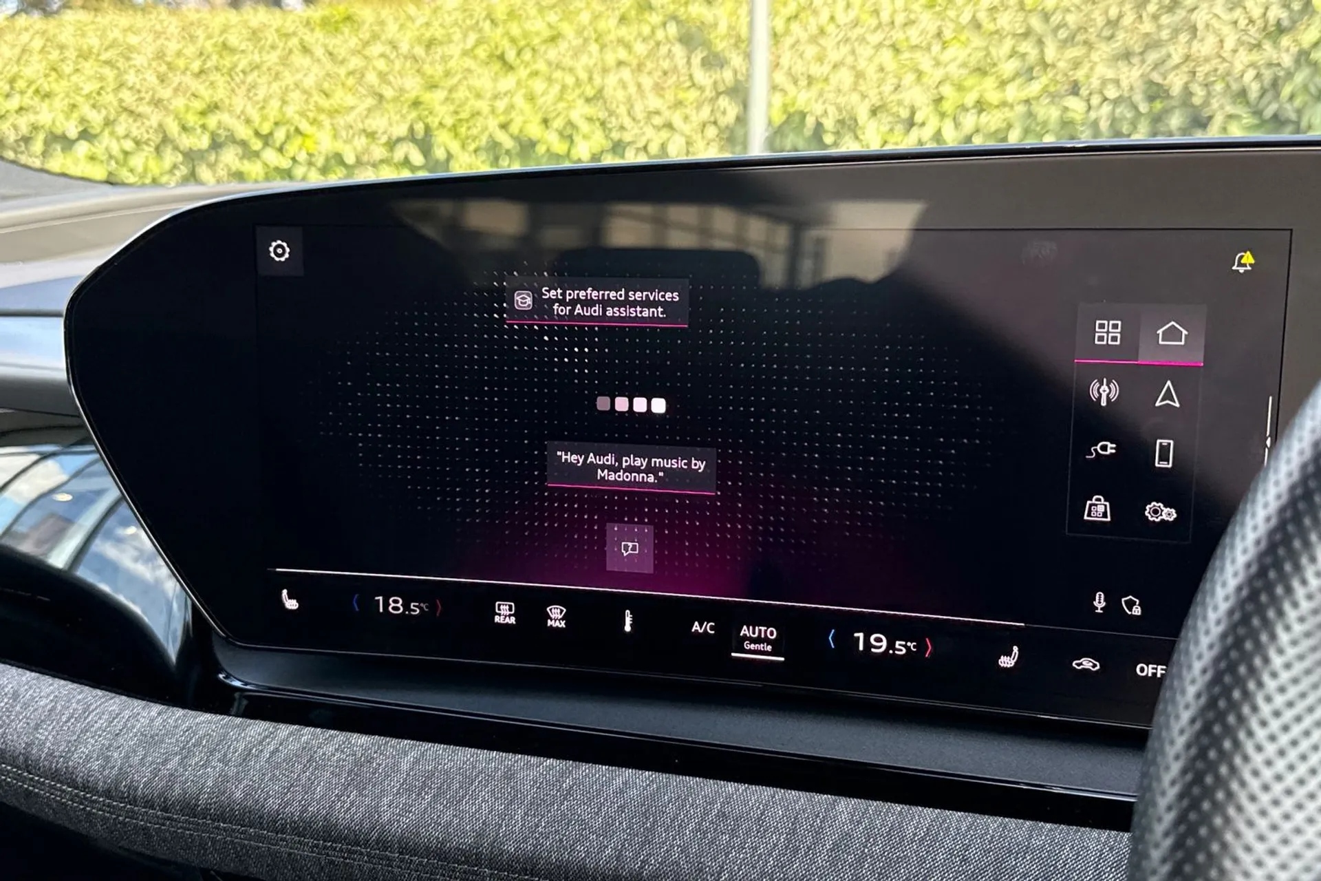 Audi Q6 thumbnail image number 19