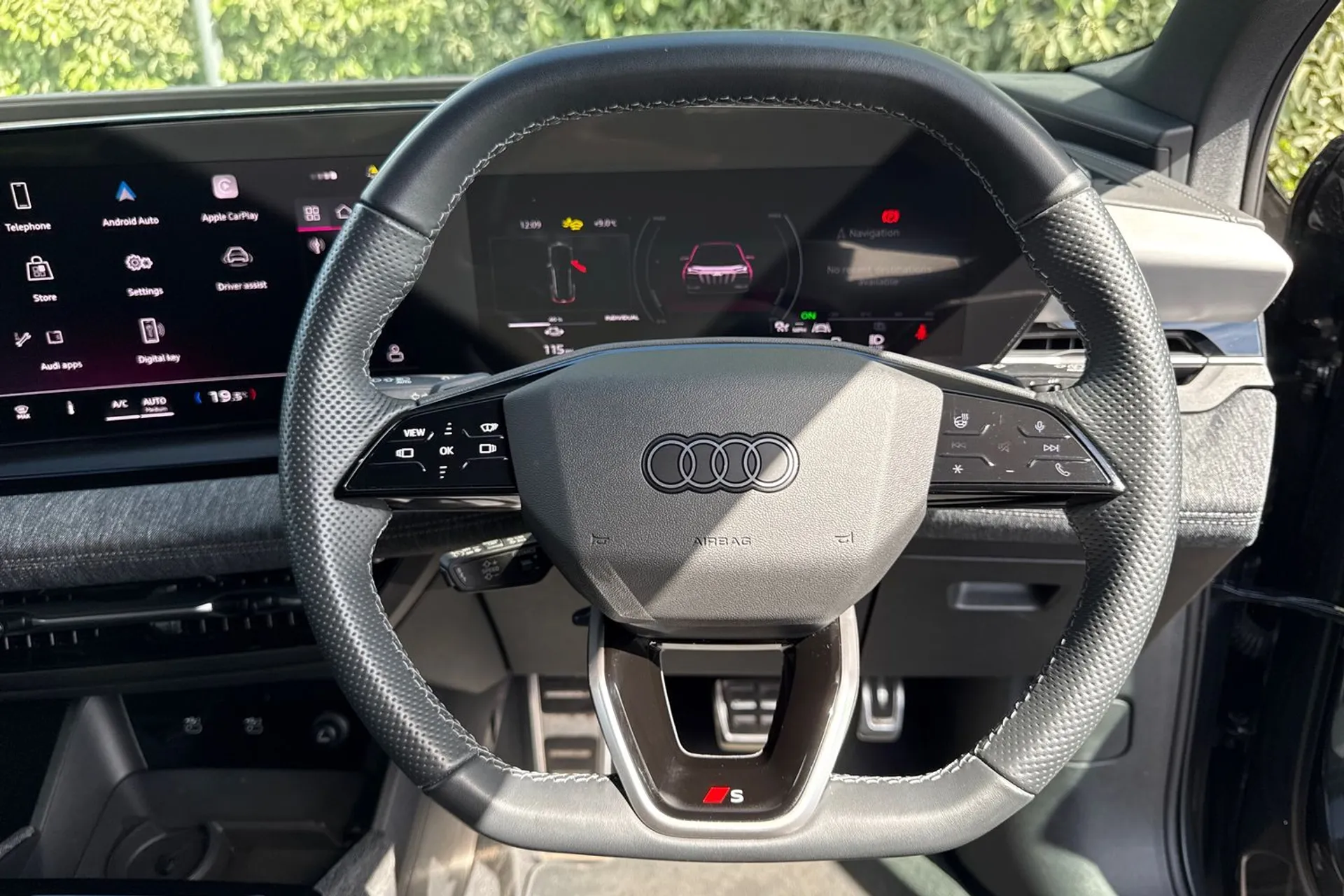 Audi Q6 thumbnail image number 8