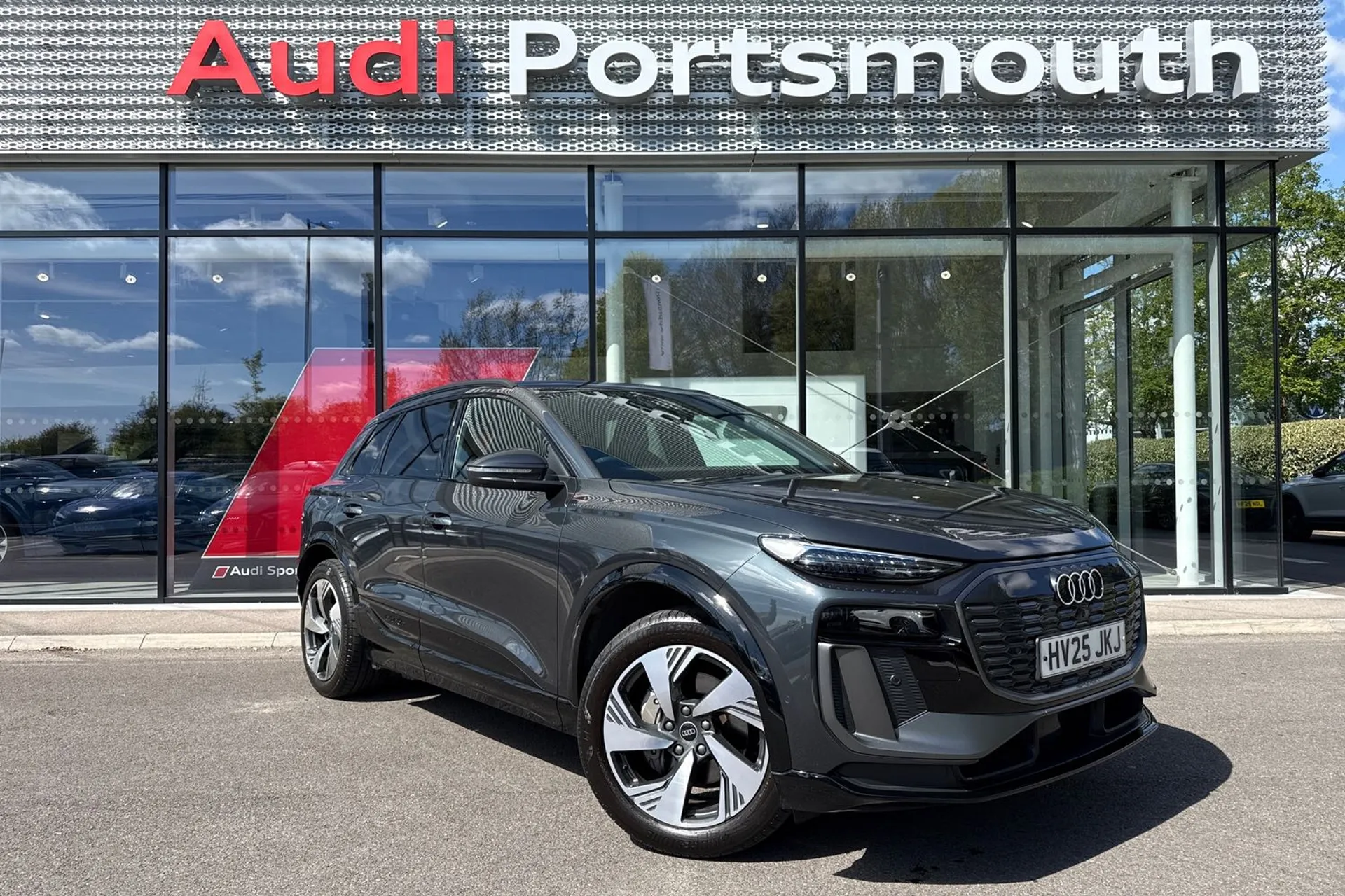 Audi Q6 focused image