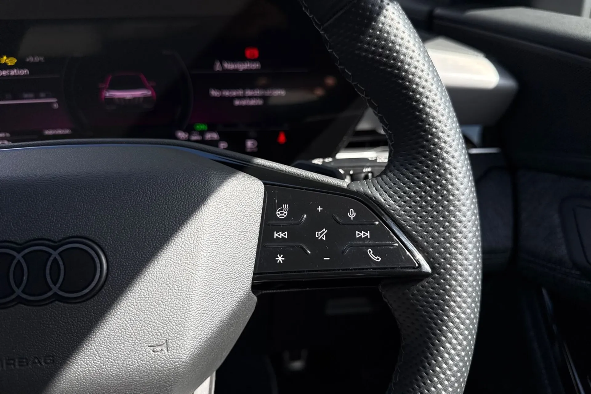 Audi Q6 thumbnail image number 54