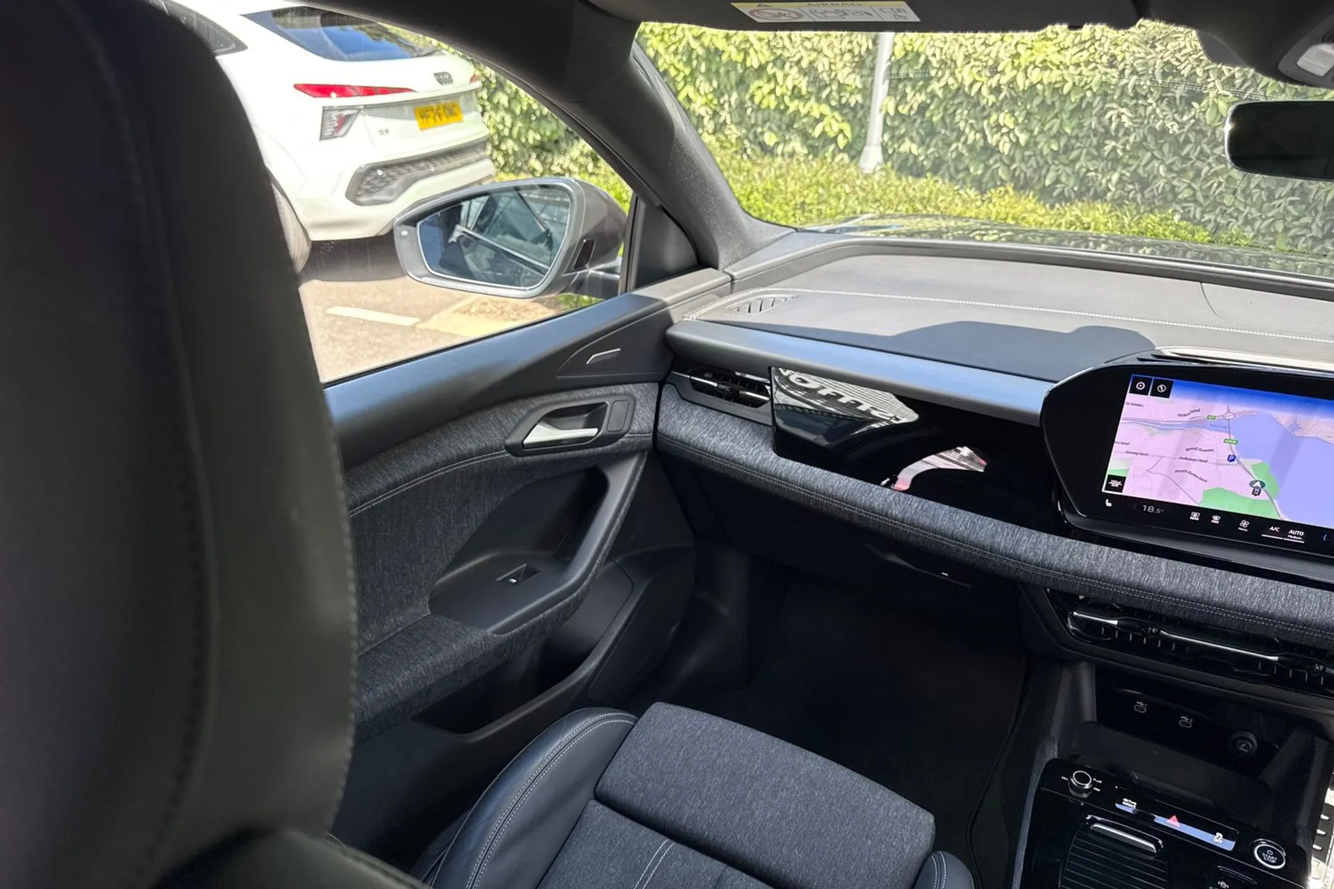 Audi Q6 thumbnail image number 50