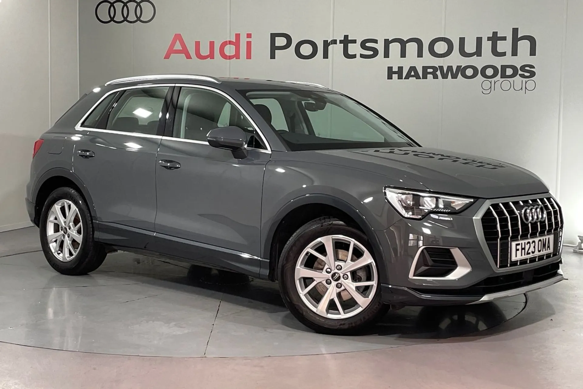 Audi Q3 focused image