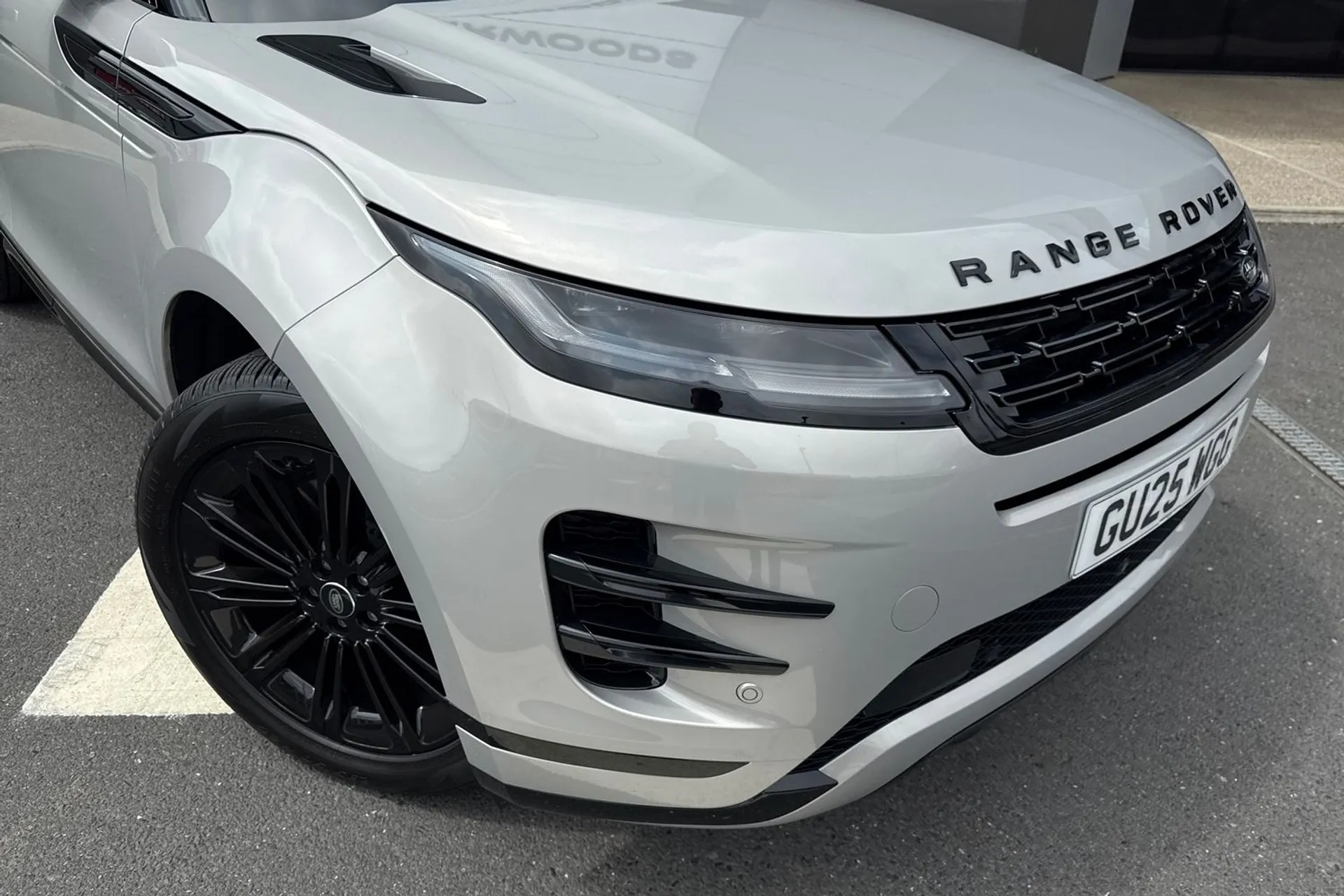 LAND ROVER RANGE ROVER EVOQUE thumbnail image number 19