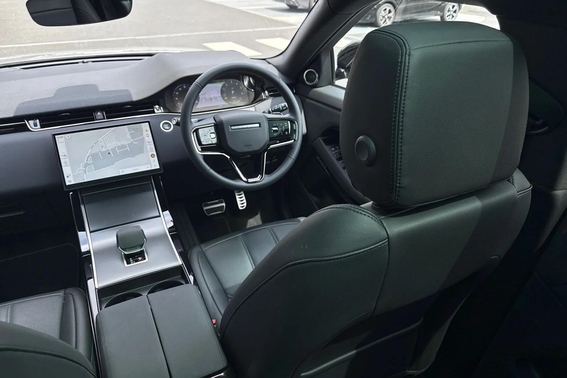 LAND ROVER RANGE ROVER EVOQUE thumbnail image number 44