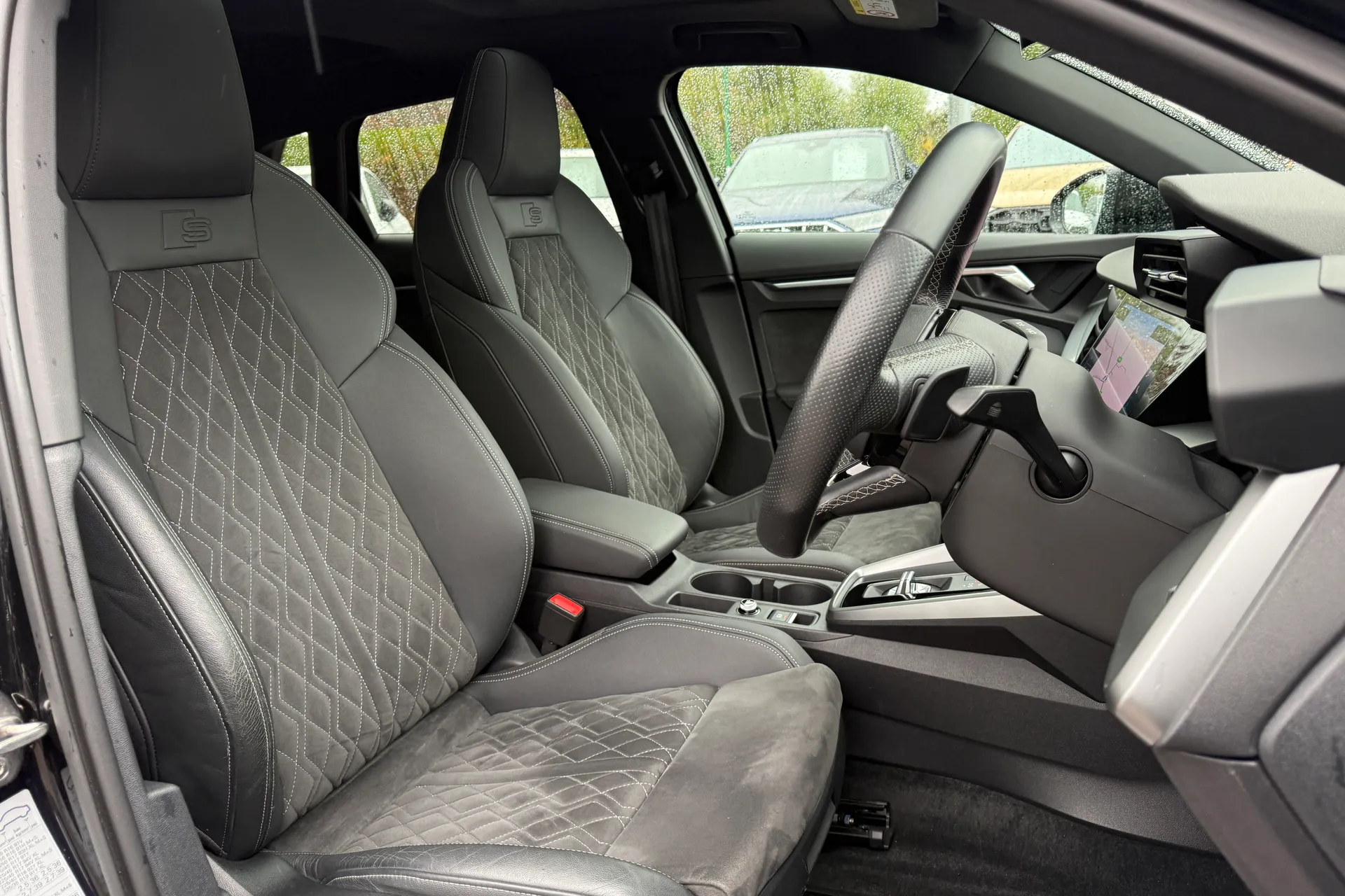 Audi A3 thumbnail image number 31