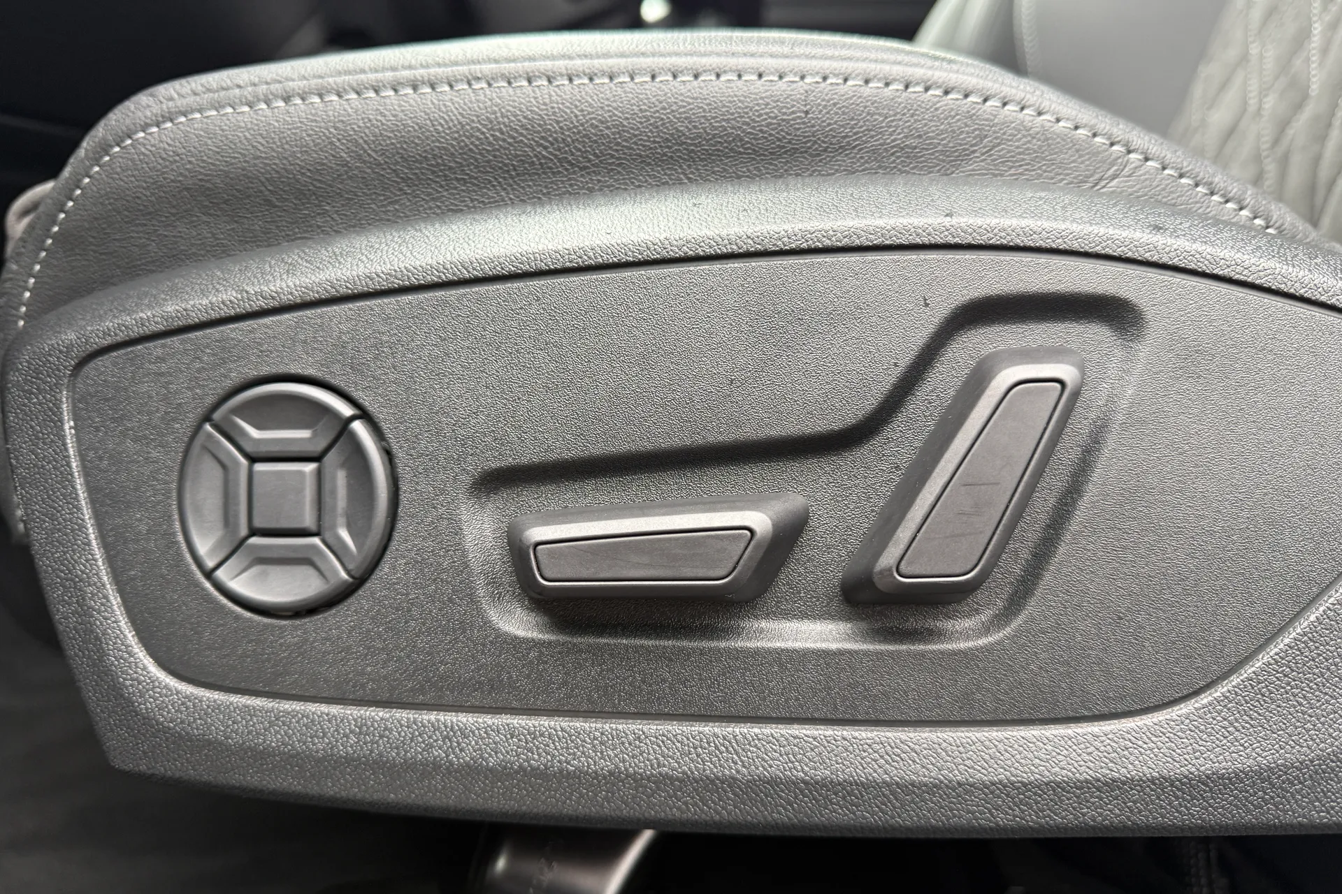 Audi A3 thumbnail image number 20