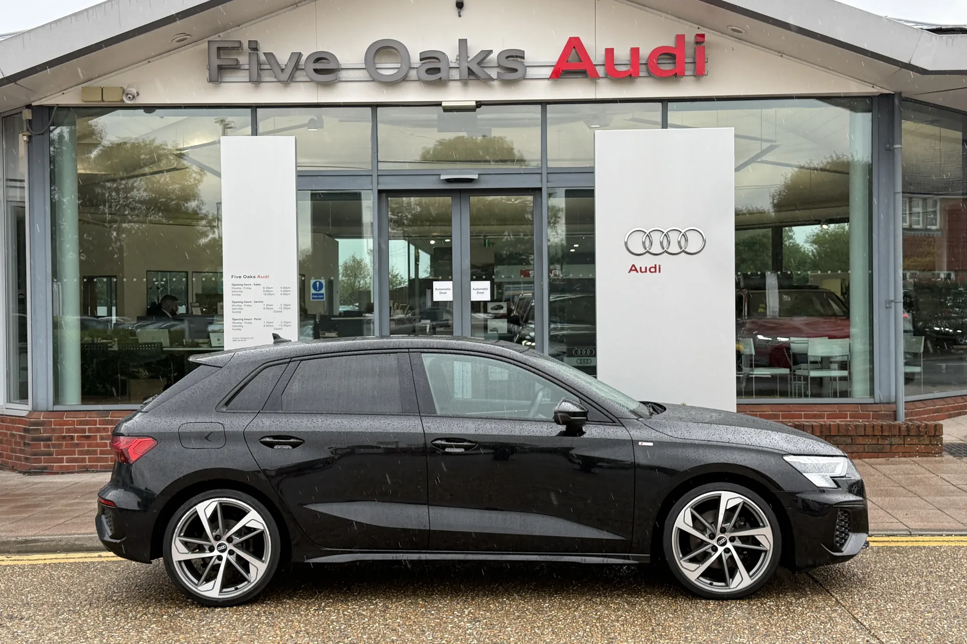 Audi A3 thumbnail image number 2
