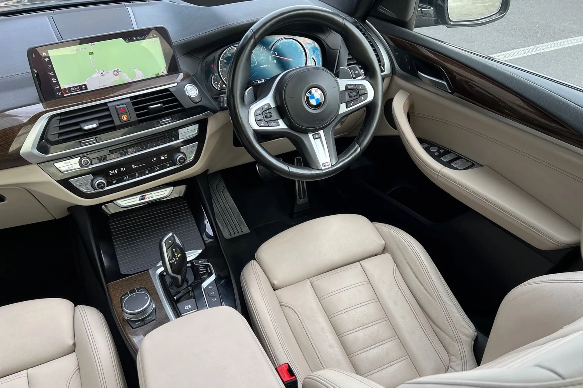 BMW X3 thumbnail image number 44