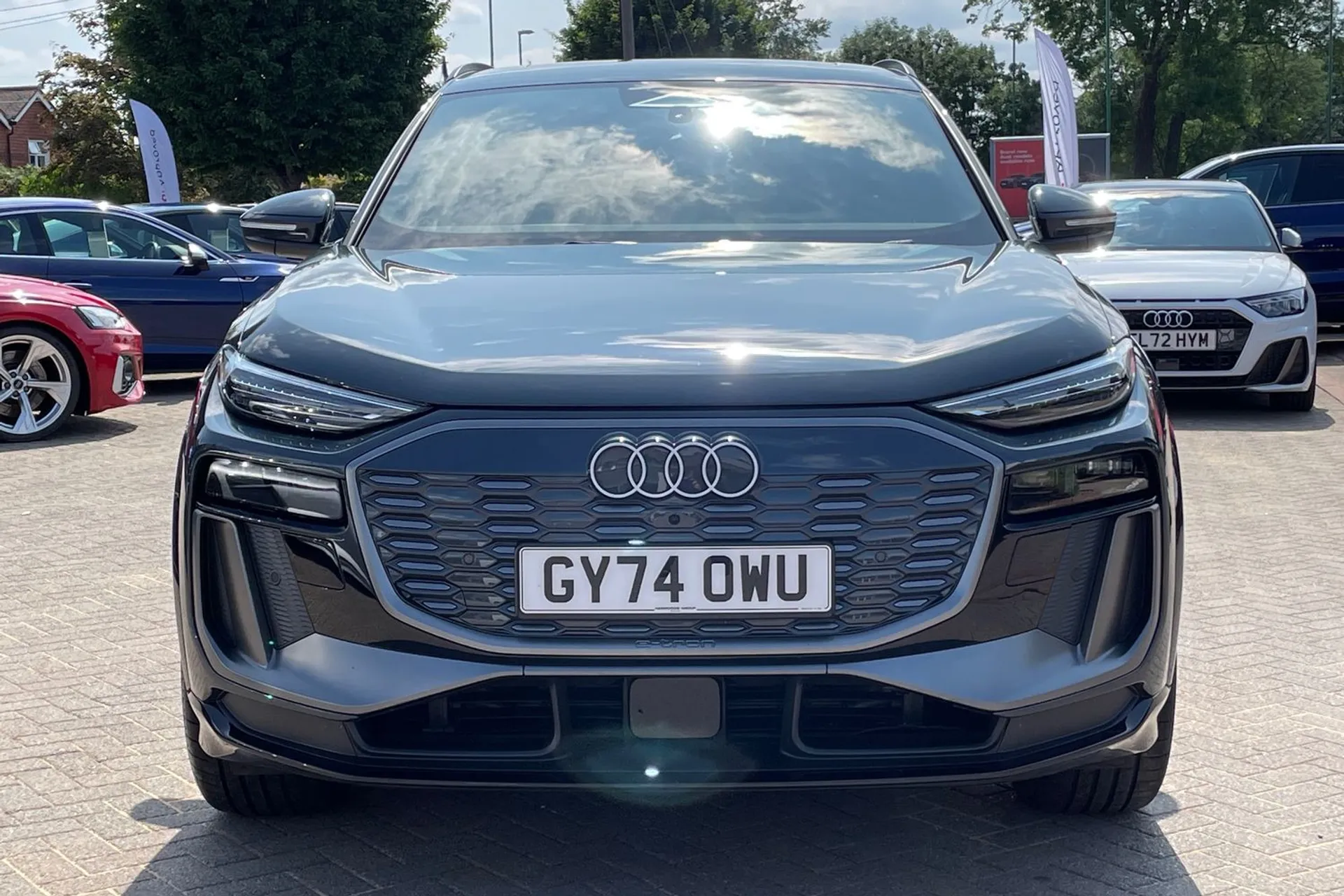 Audi Q6 thumbnail image number 20