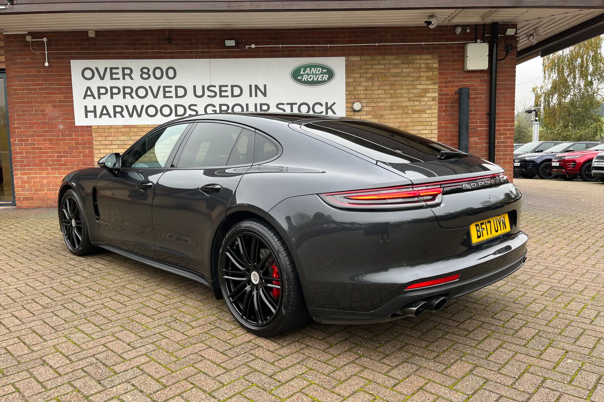 Porsche PANAMERA thumbnail image number 14