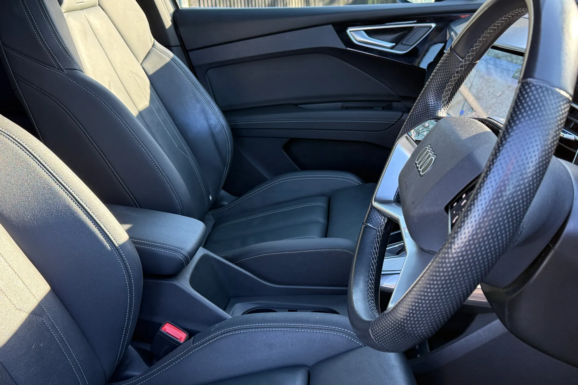 Audi Q4 thumbnail image number 40