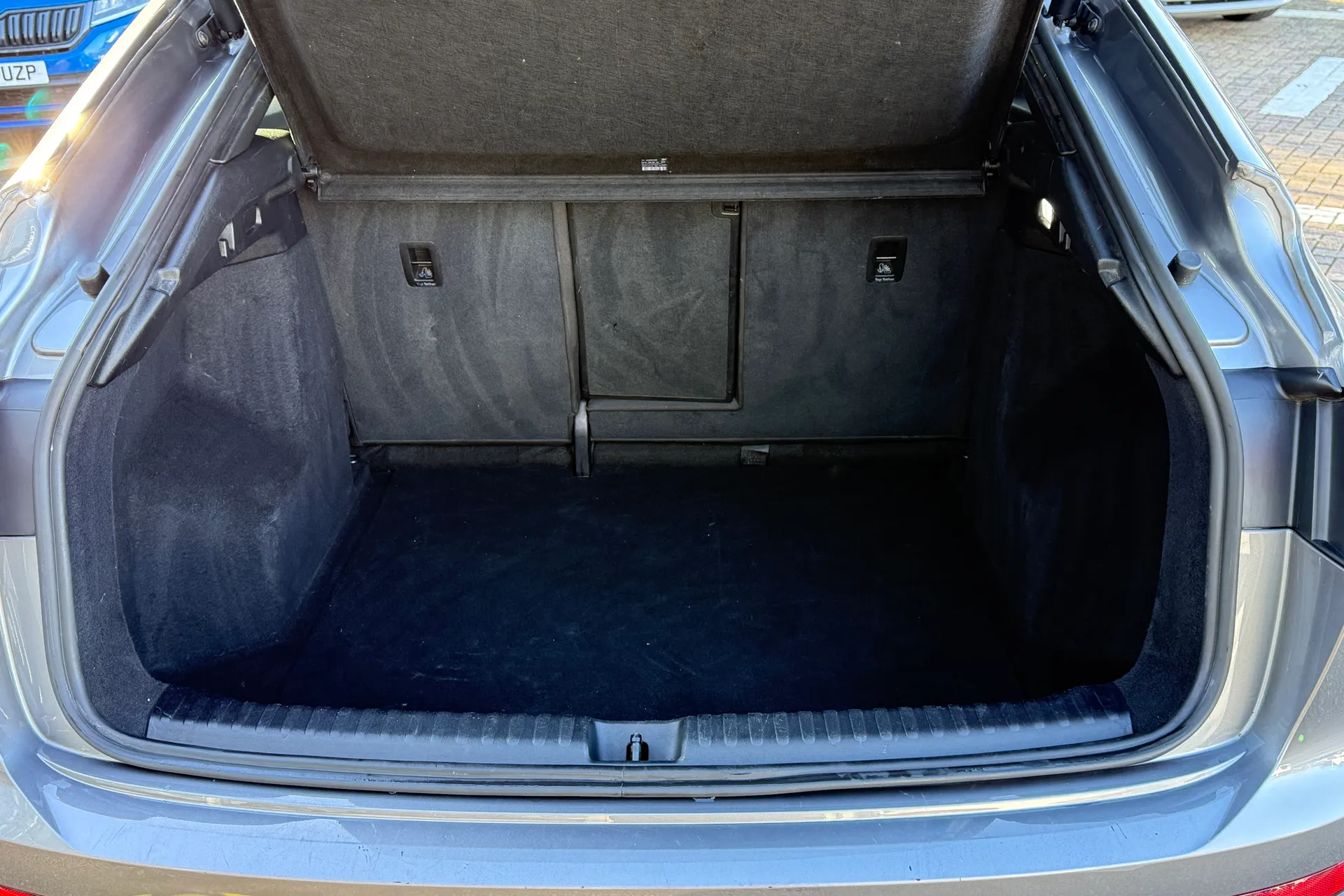 Audi Q4 thumbnail image number 29