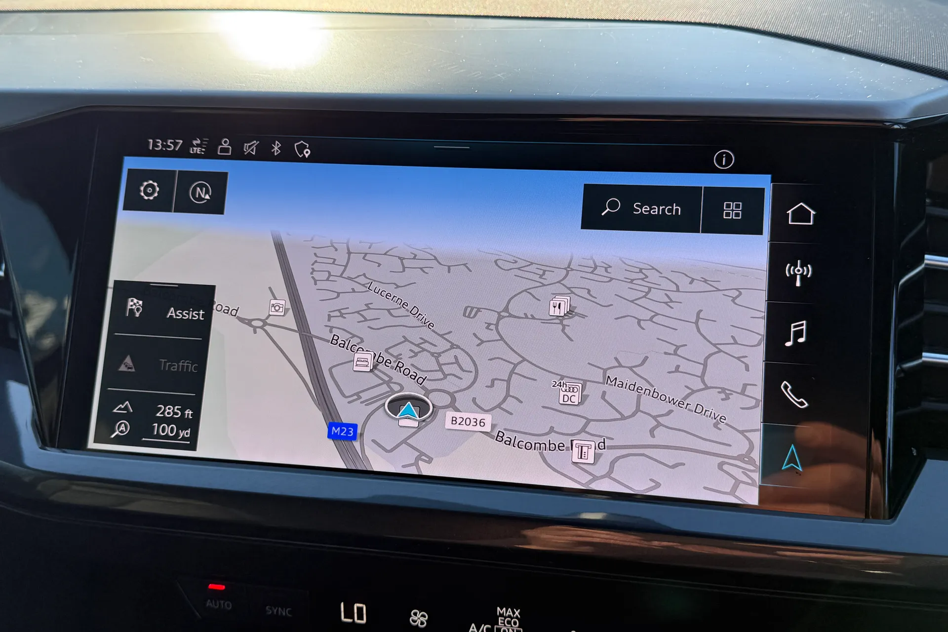 Audi Q4 thumbnail image number 3