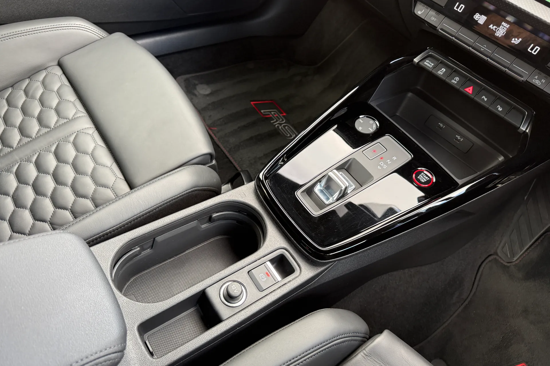 Audi RS3 thumbnail image number 41