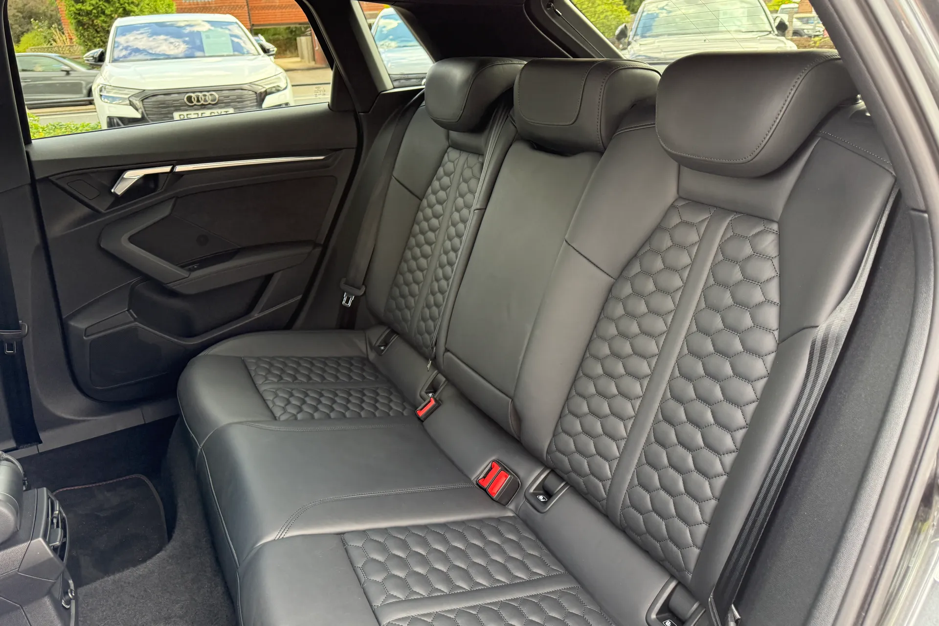 Audi RS3 thumbnail image number 44