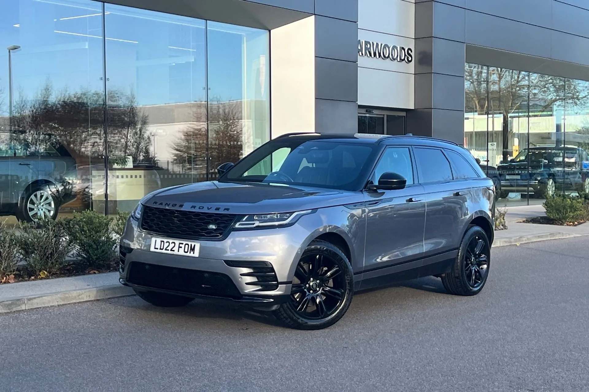 LAND ROVER RANGE ROVER VELAR thumbnail image number 14