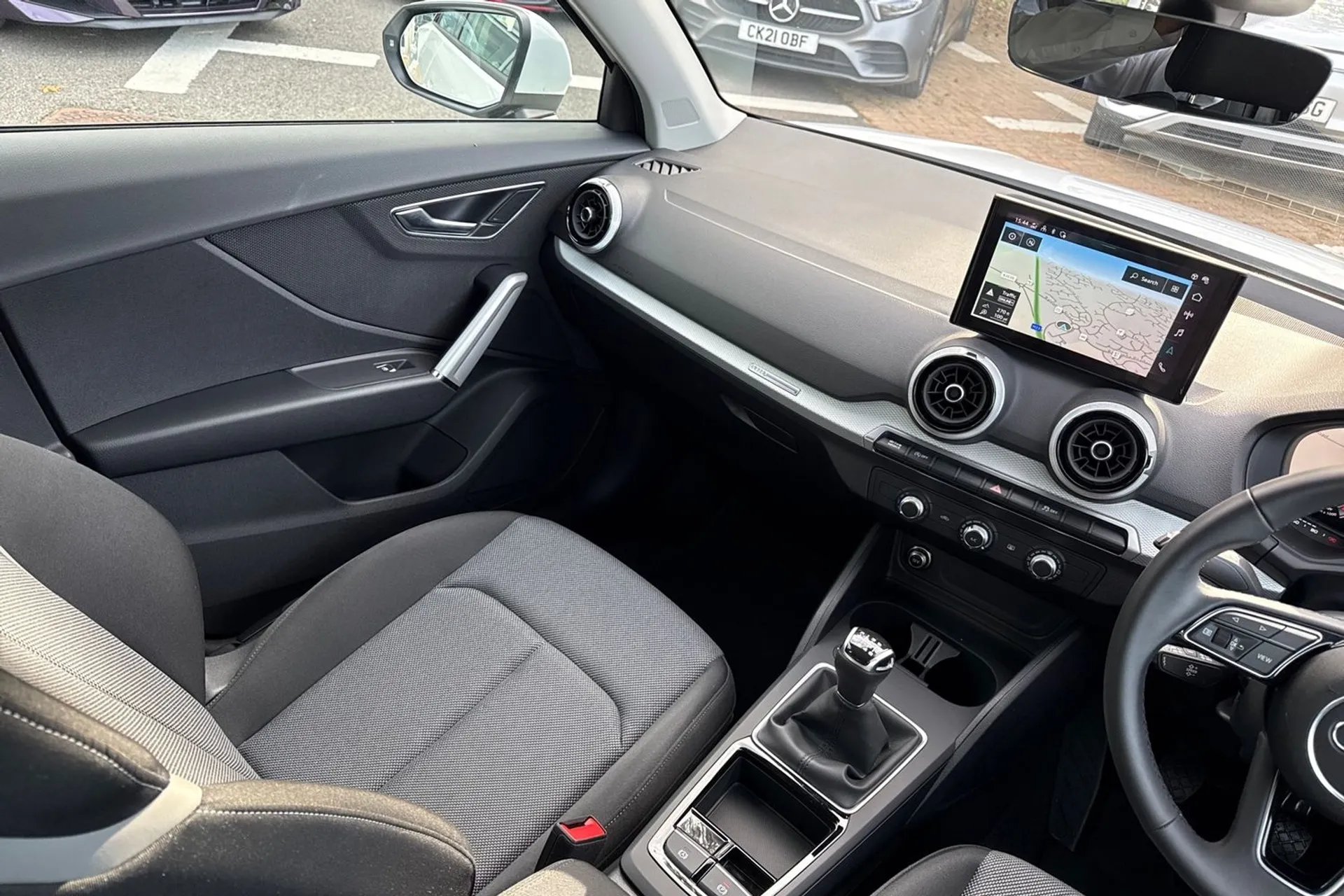 Audi Q2 thumbnail image number 36