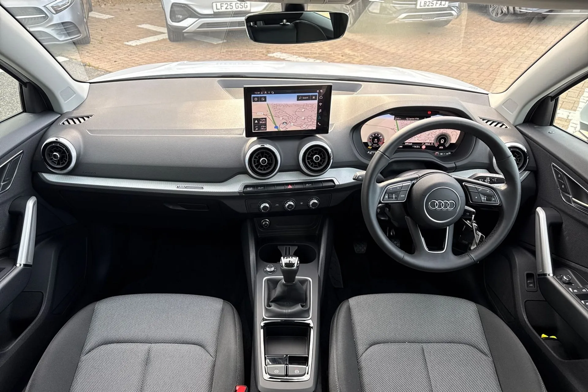 Audi Q2 thumbnail image number 3