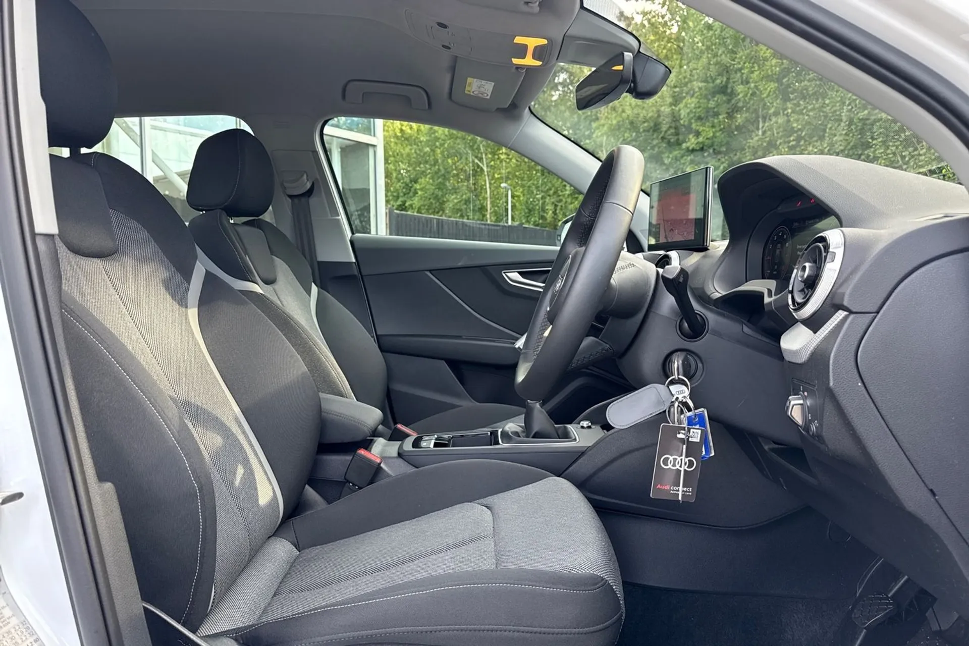 Audi Q2 thumbnail image number 11