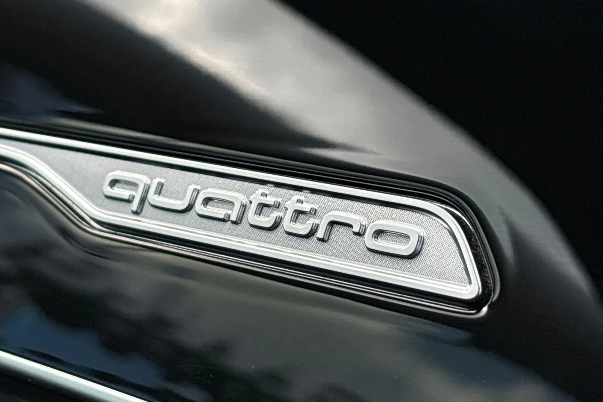 Audi Q7 thumbnail image number 45