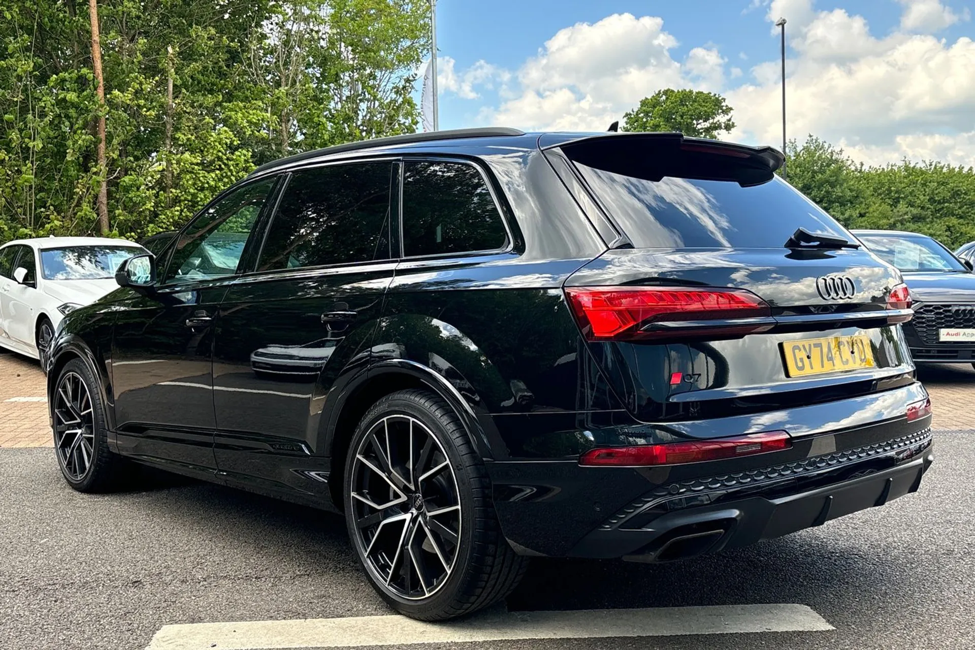 Audi Q7 thumbnail image number 8
