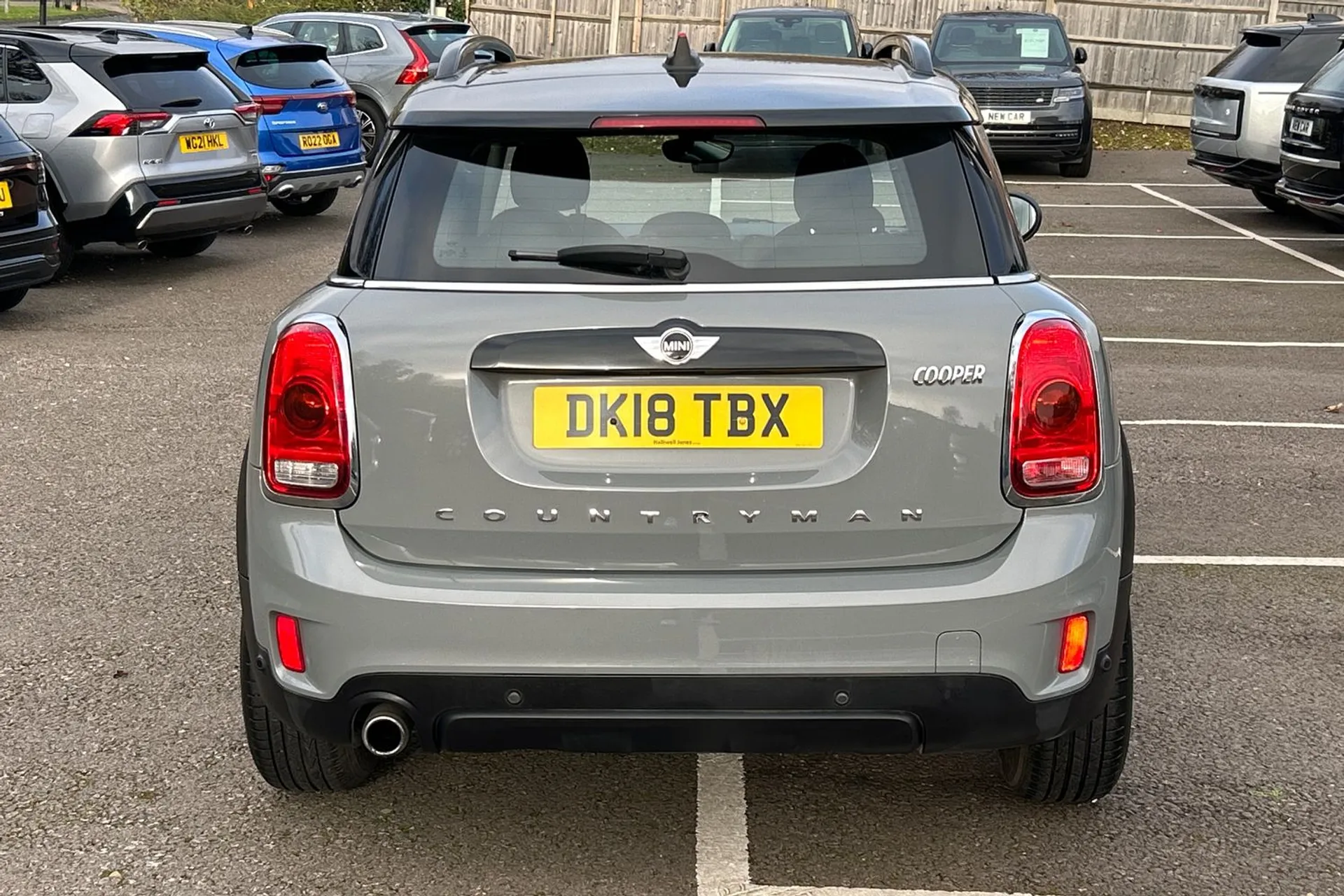 MINI COUNTRYMAN thumbnail image number 7