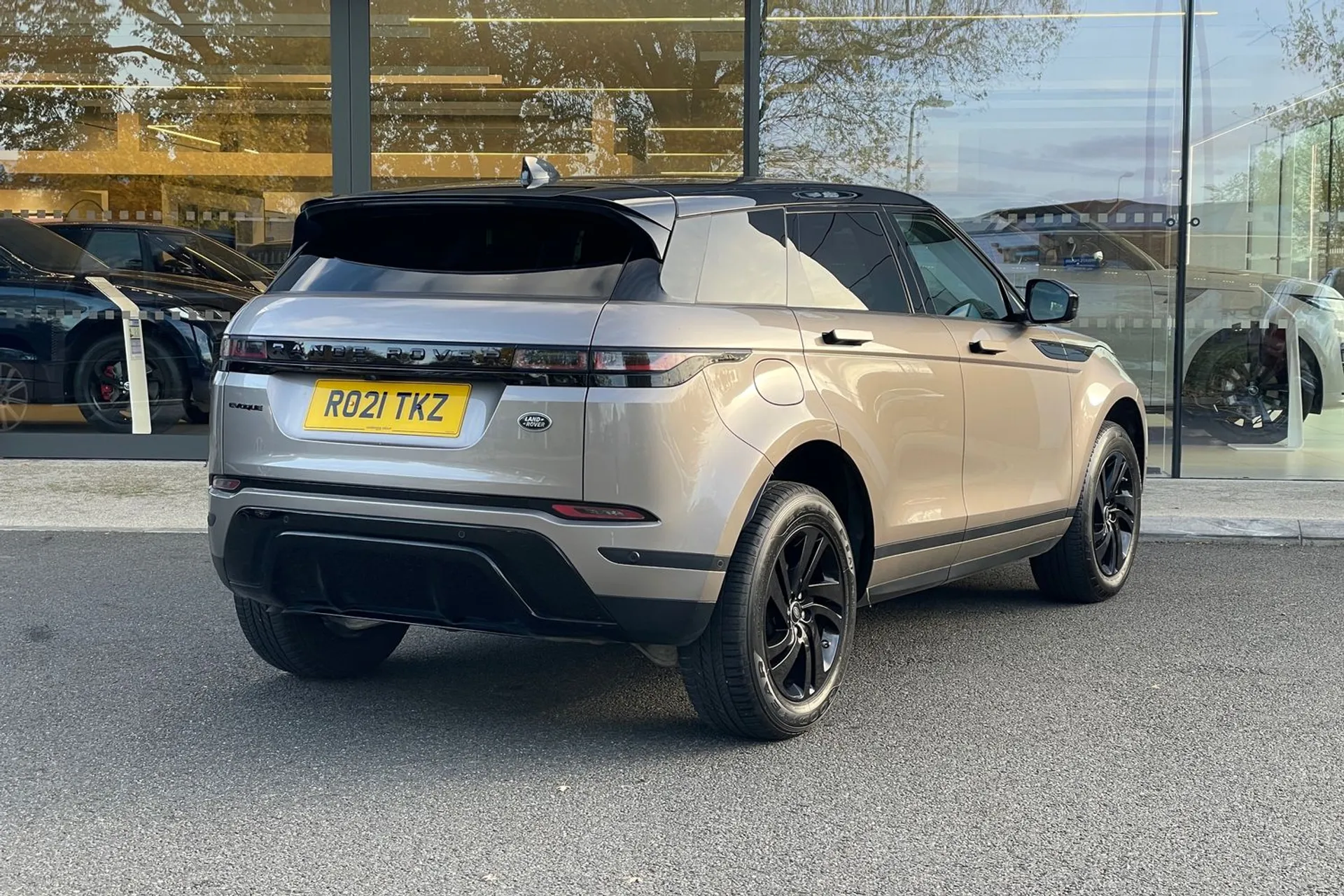 LAND ROVER RANGE ROVER EVOQUE thumbnail image number 7