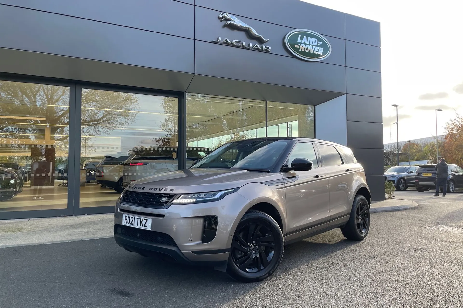 LAND ROVER RANGE ROVER EVOQUE thumbnail image number 26