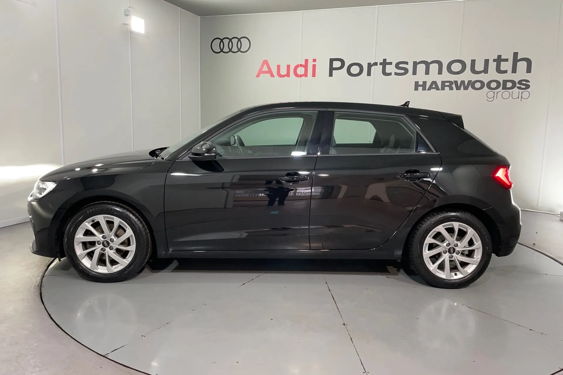 Audi A1 thumbnail image number 10