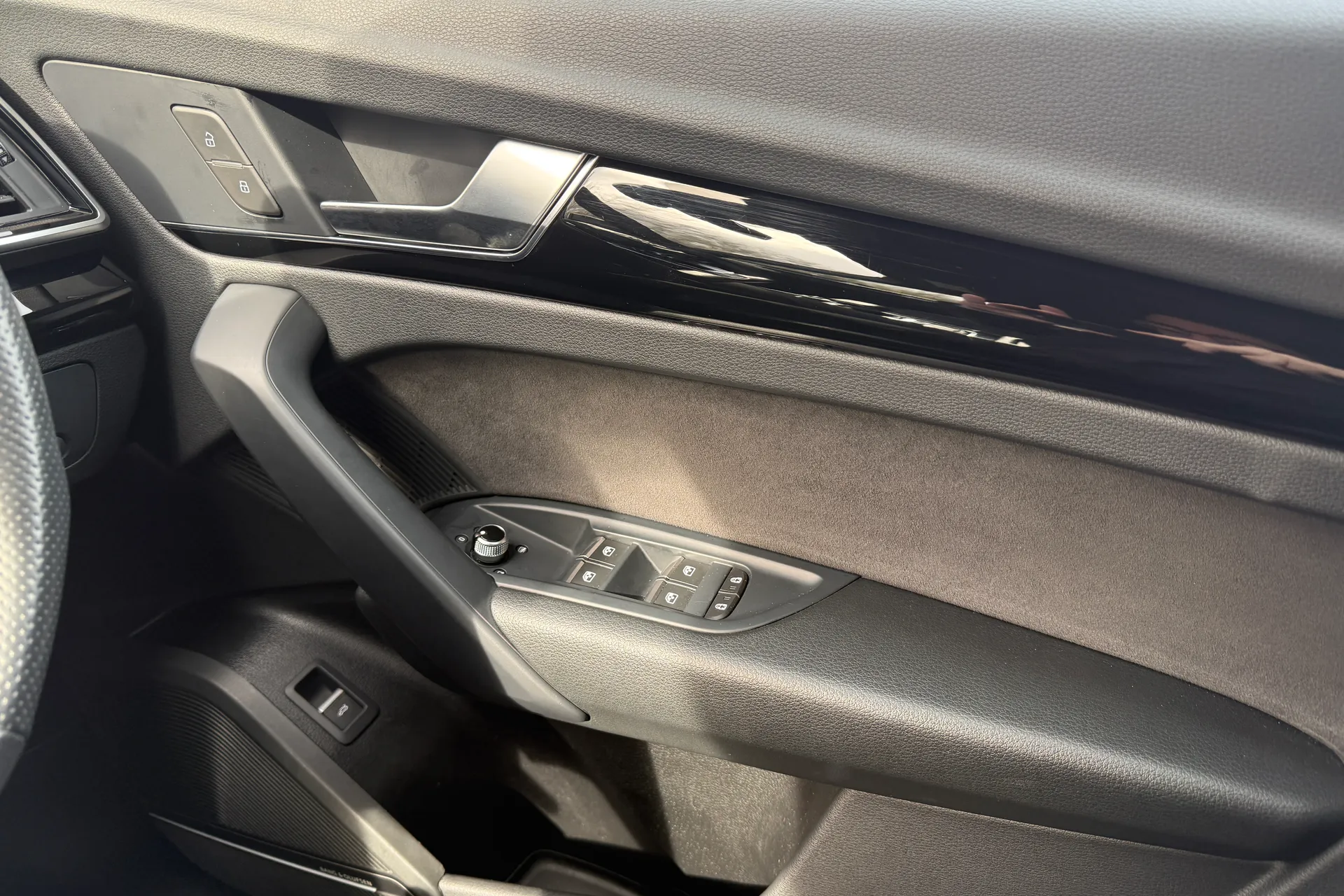 Audi Q5 thumbnail image number 22