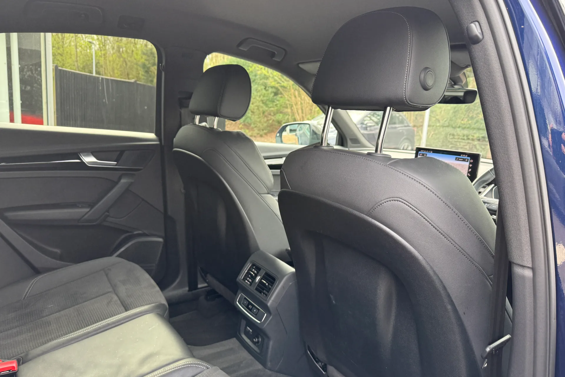 Audi Q5 thumbnail image number 33