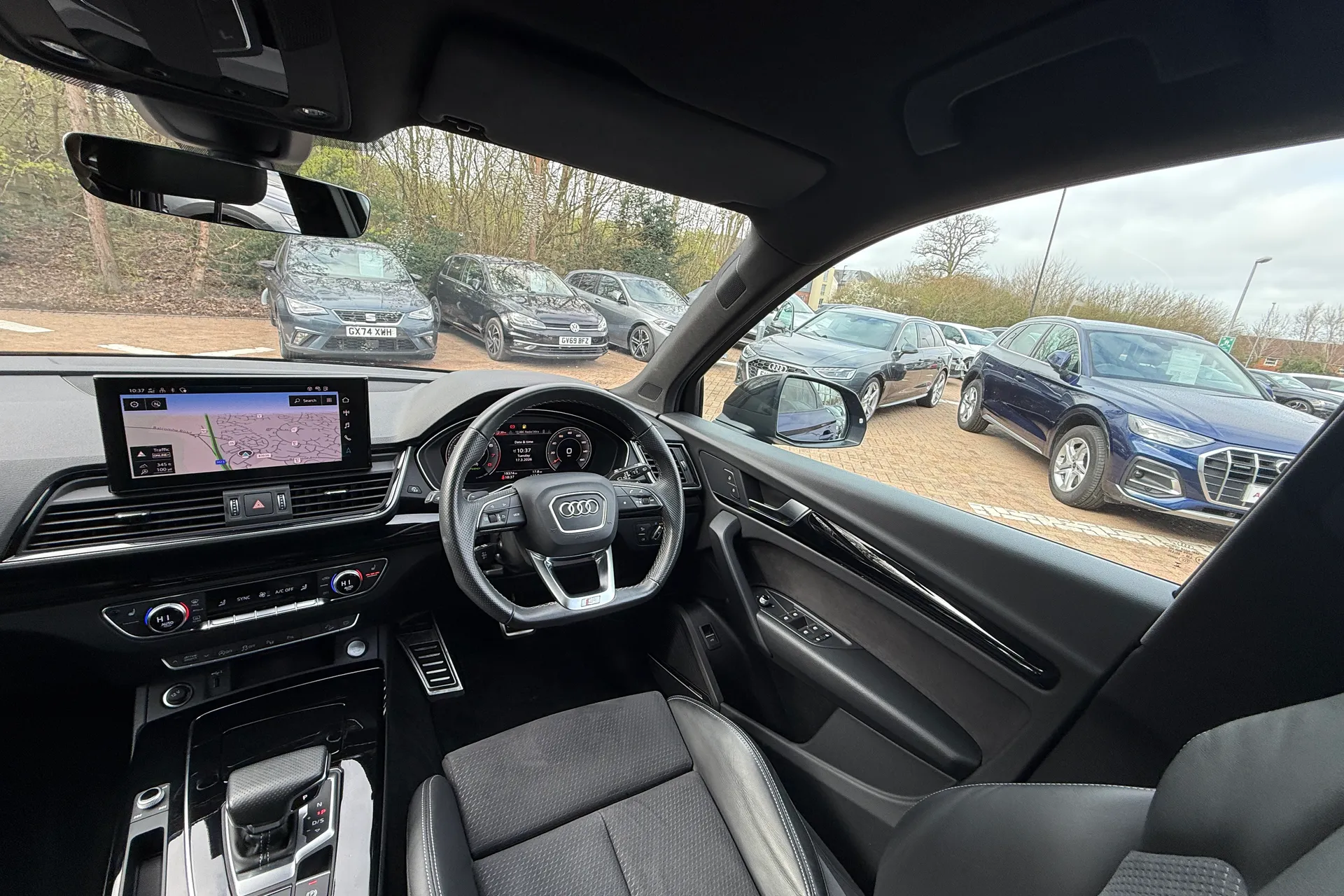 Audi Q5 thumbnail image number 36