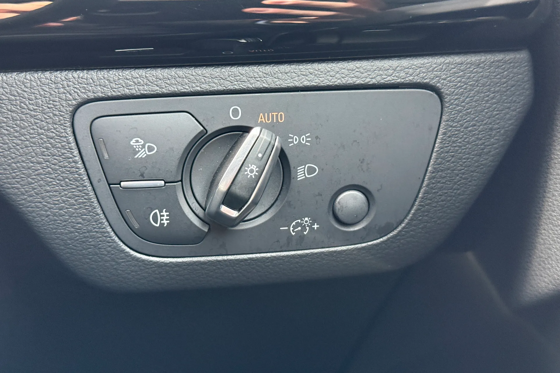 Audi Q5 thumbnail image number 21