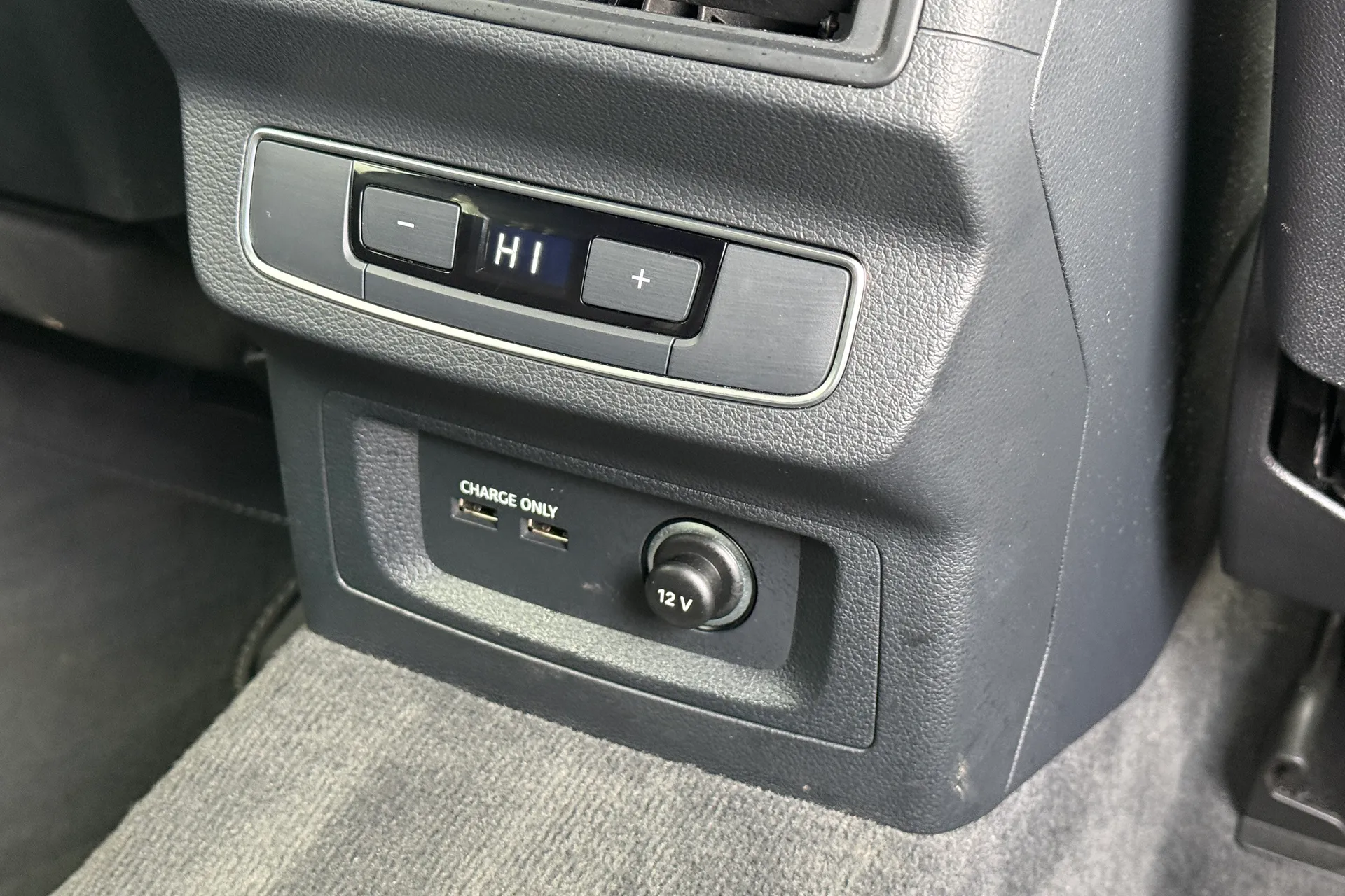 Audi Q5 thumbnail image number 34