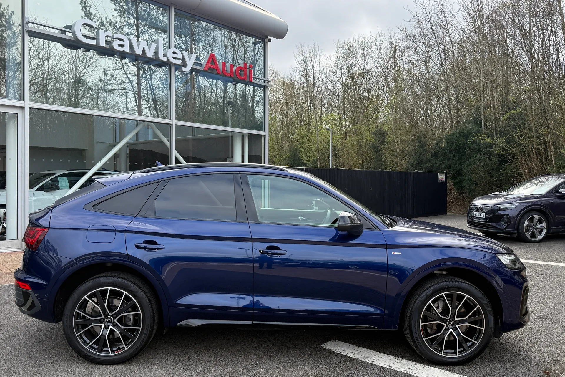 Audi Q5 thumbnail image number 2