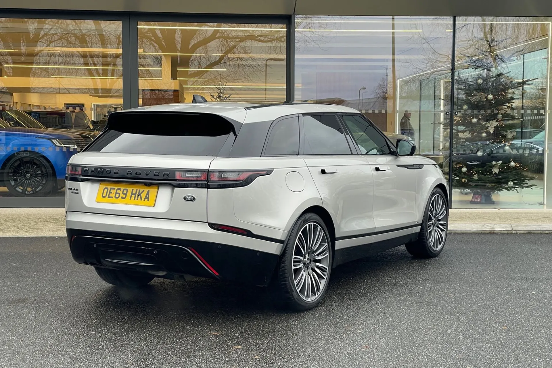 LAND ROVER RANGE ROVER VELAR thumbnail image number 7