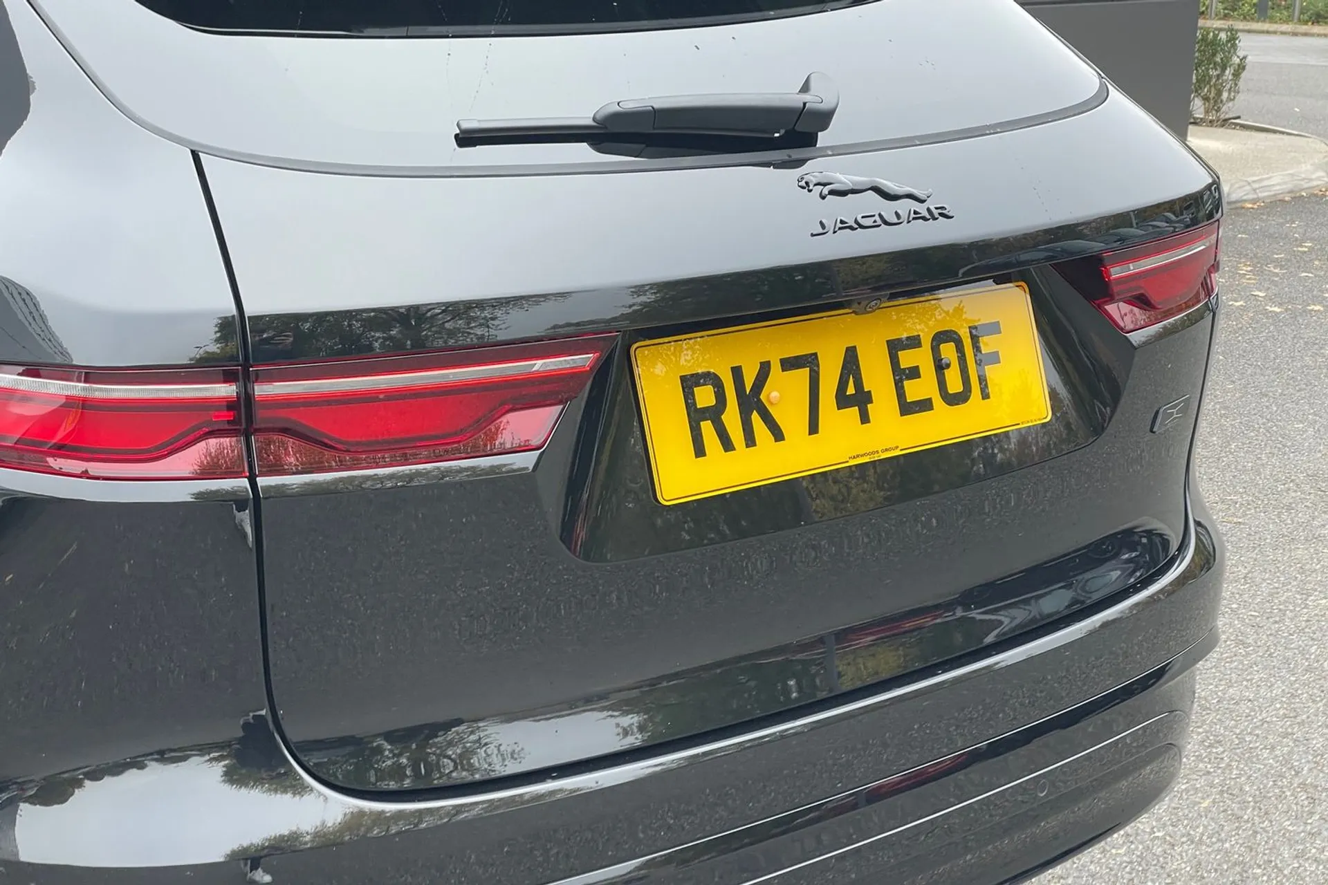 Jaguar F-PACE thumbnail image number 47